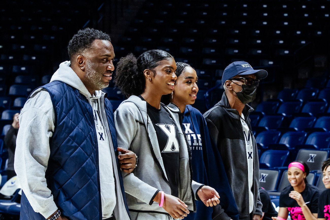 A photo by Xavier Musketeers