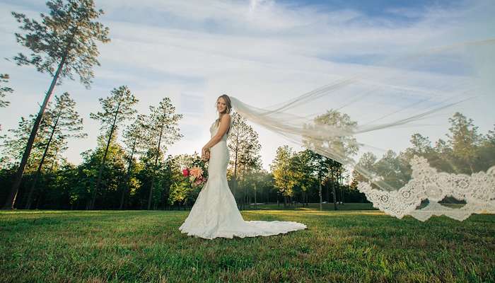 Read Kristen Henley Bridal Portraits by Andrew Pearle