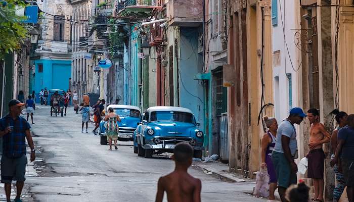 Read HAVANA, CUBA by Ramona Farrelly