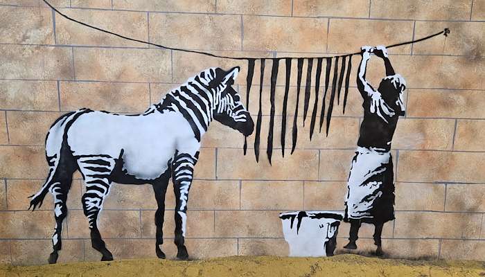 Read The World of Banksy - Brussels by Gunther Desmedt