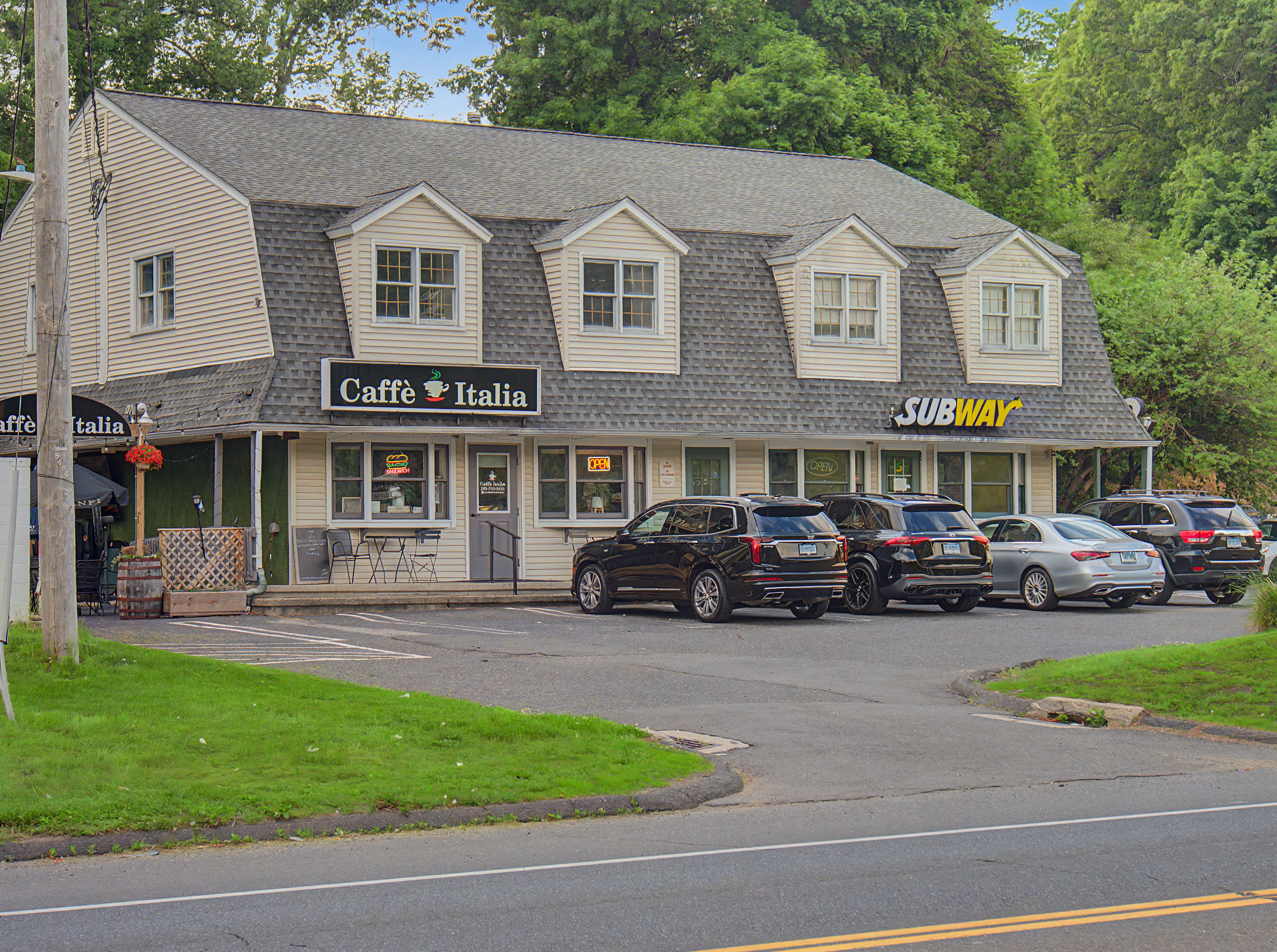 Commercial property in Shelton, Connecticut, photographed by Ari Lee