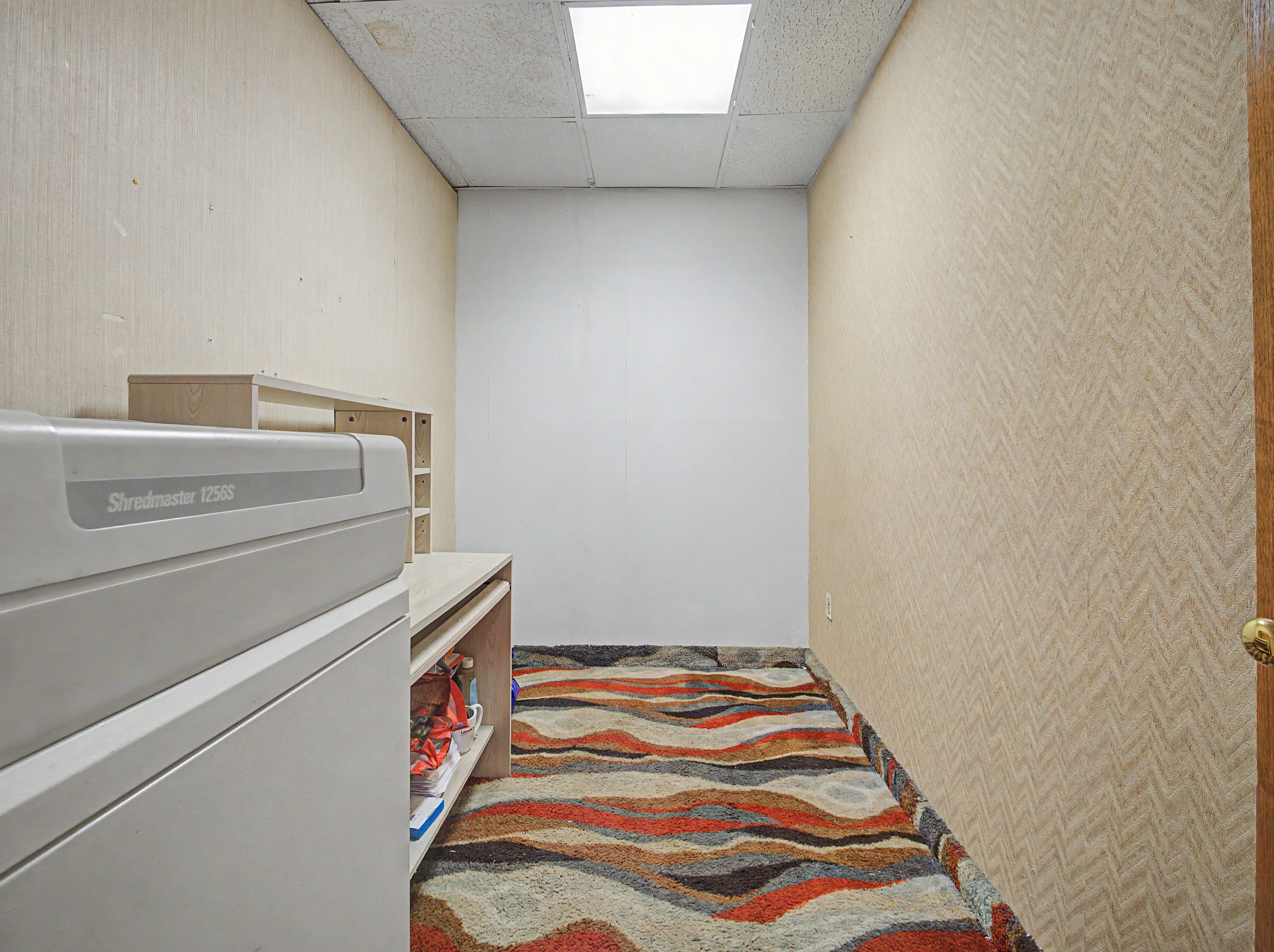 Commercial property in Ansonia, Connecticut, photographed by Ari Lee