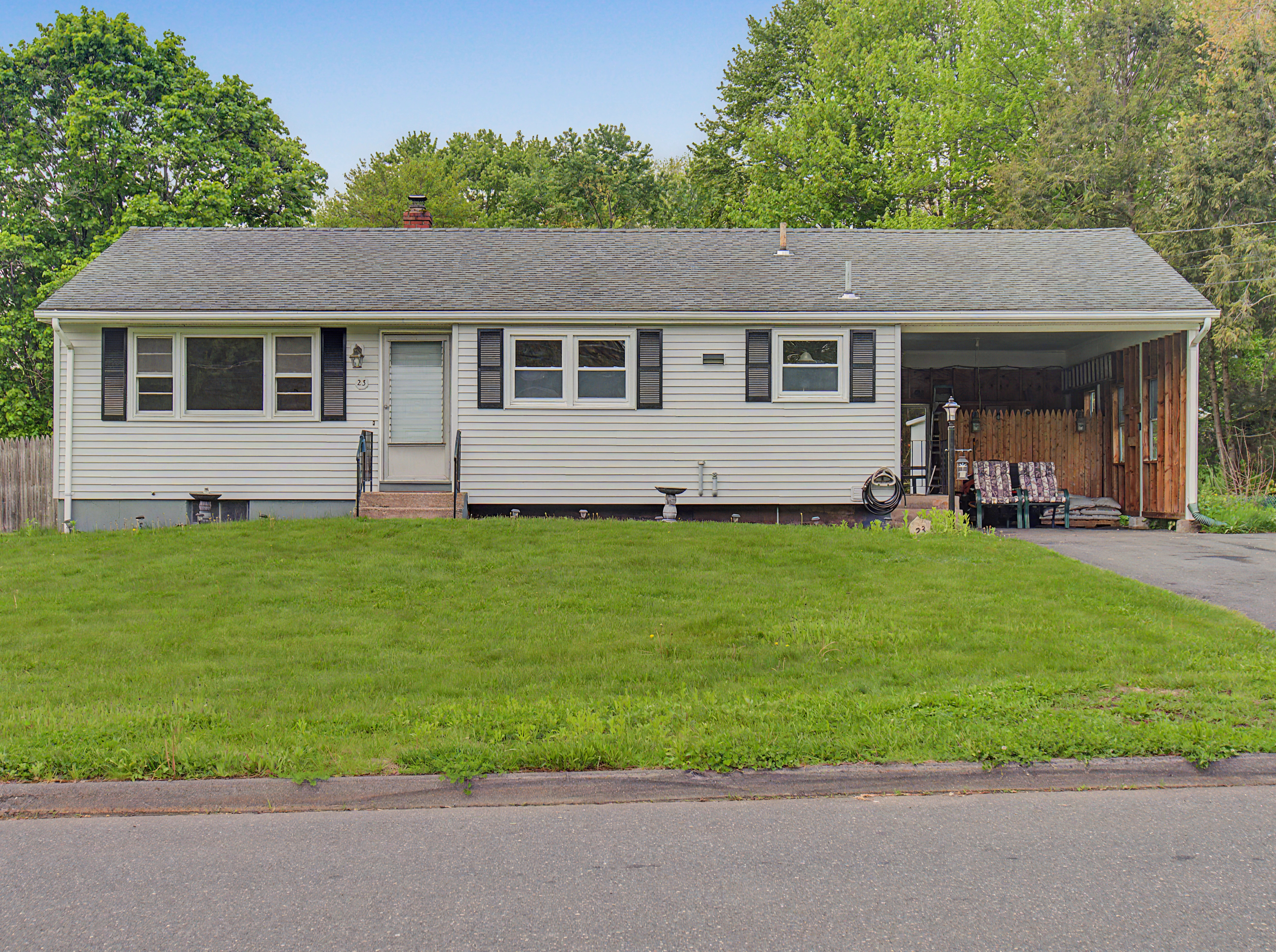 Home in South Windsor, Connecticut, photographed by Ari Lee