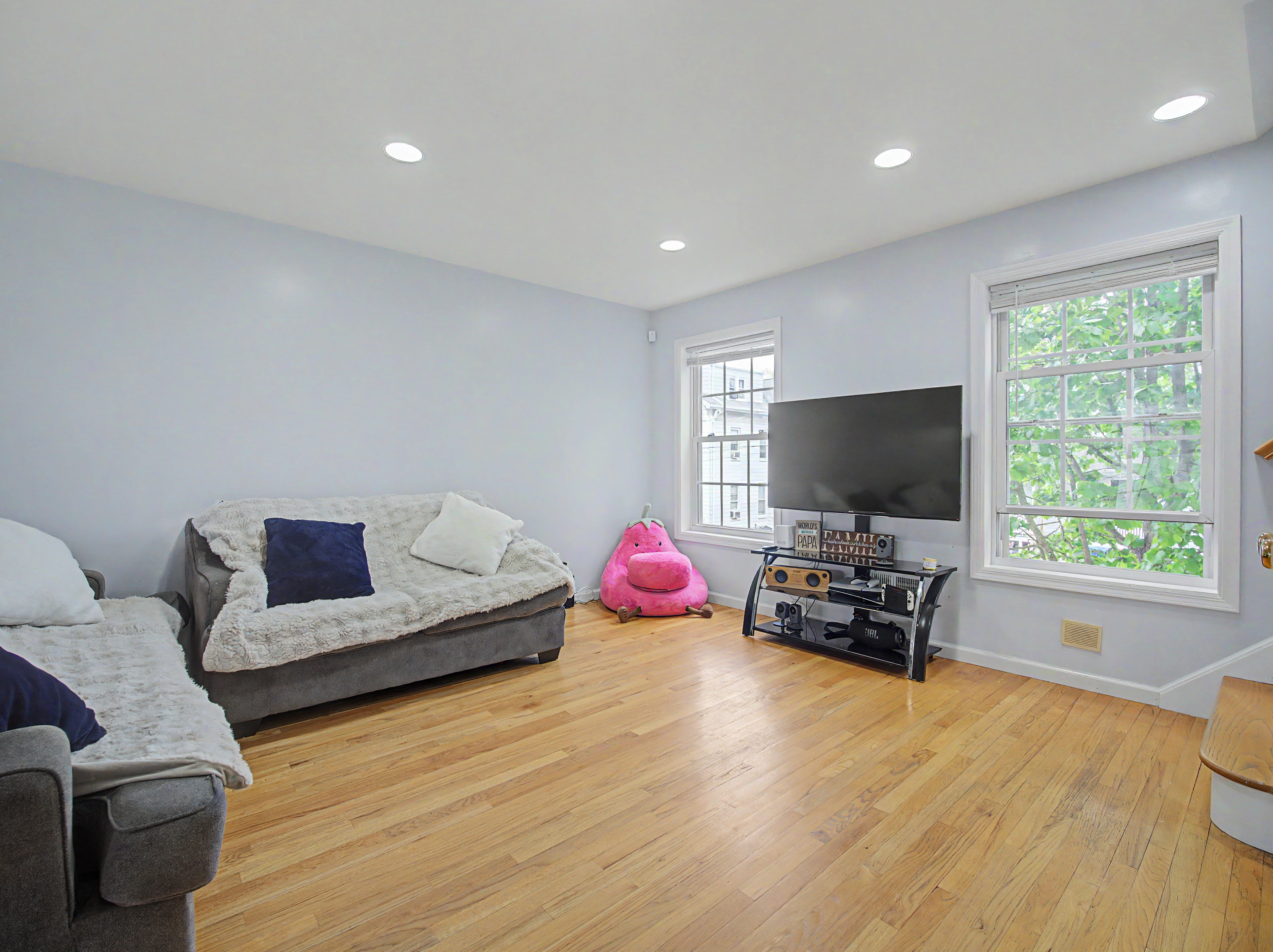 Home in Norwalk, Connecticut, photographed by Ari Lee