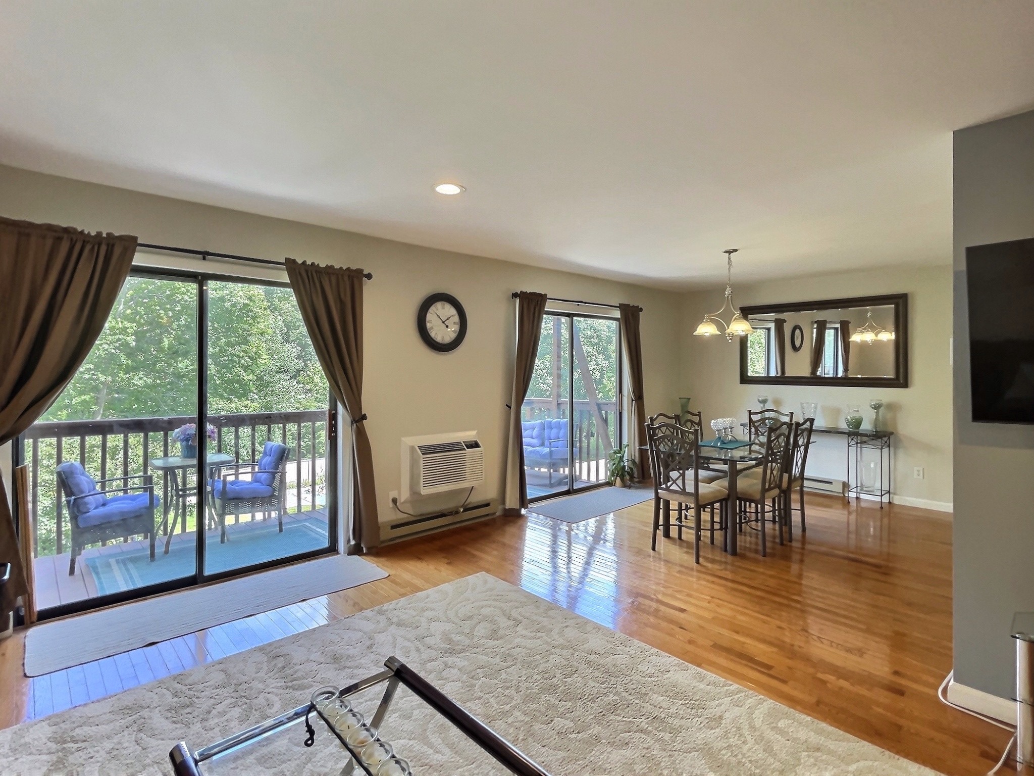 Home in Norwalk, Connecticut, photographed by Ari Lee