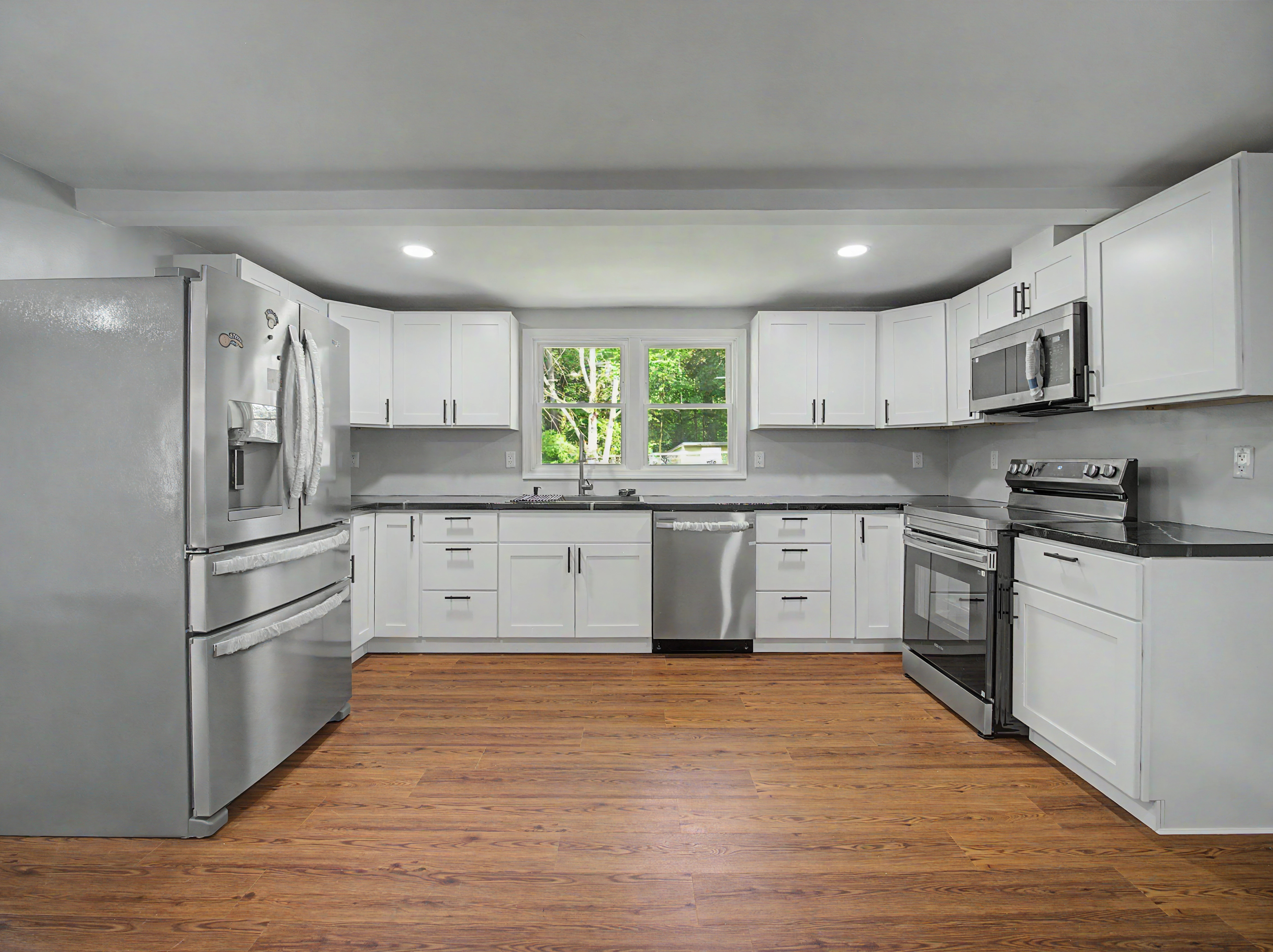 Home in Hartland, Connecticut, photographed by Ari Lee
