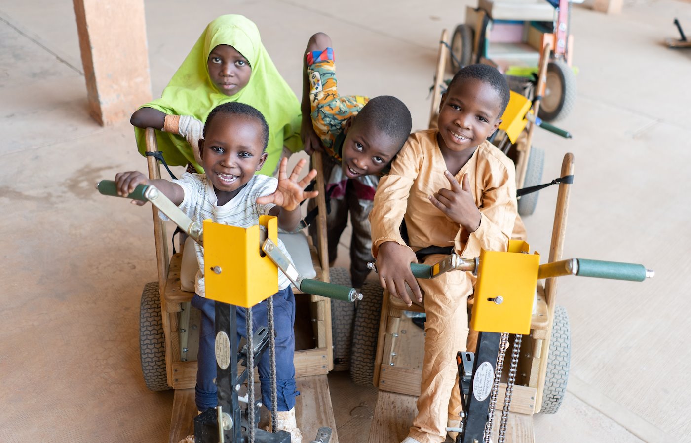 CURE Niger kids send their warm greetings to you!