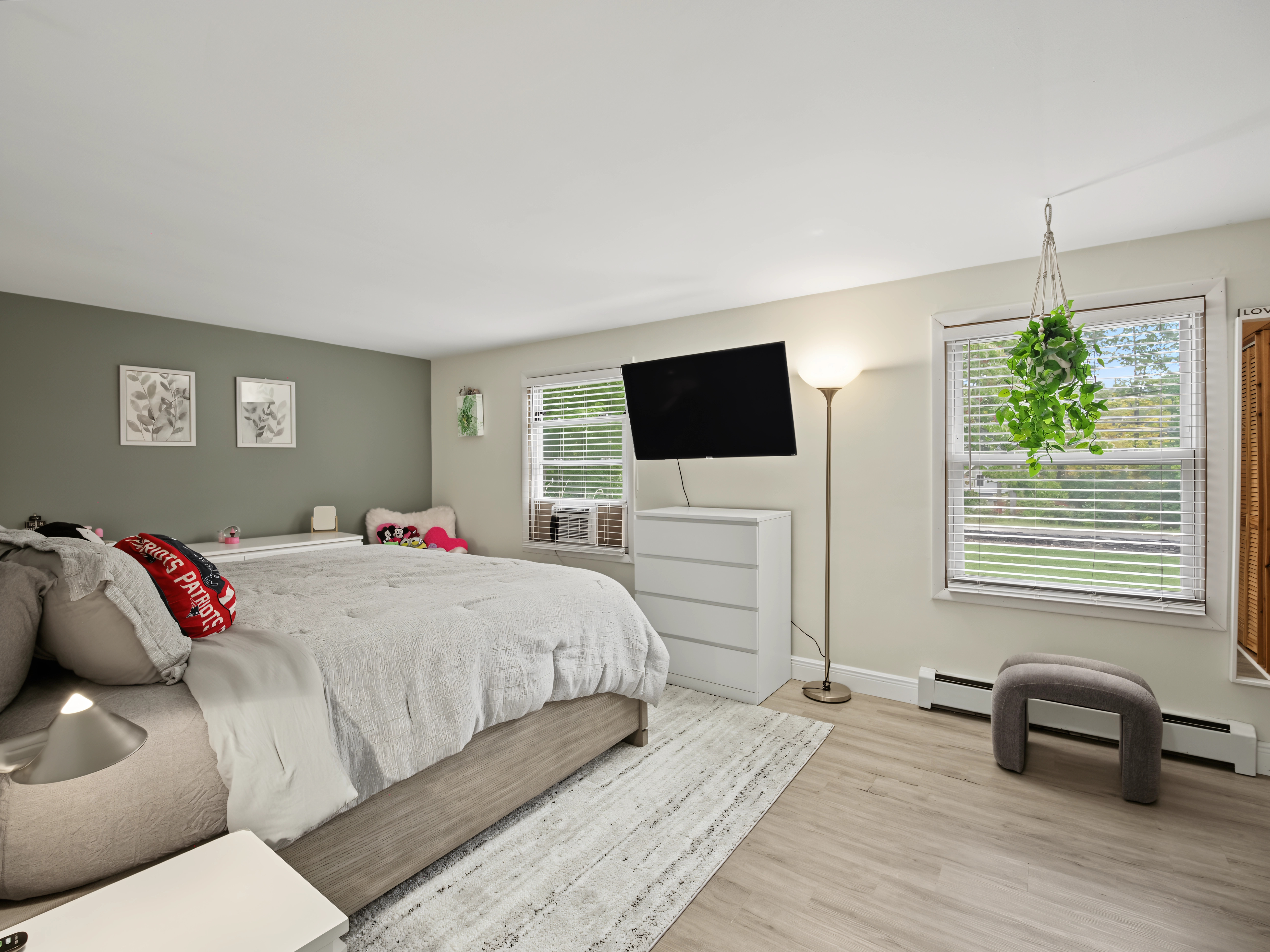 Home in Lisbon, Connecticut, photographed by Ari Lee
