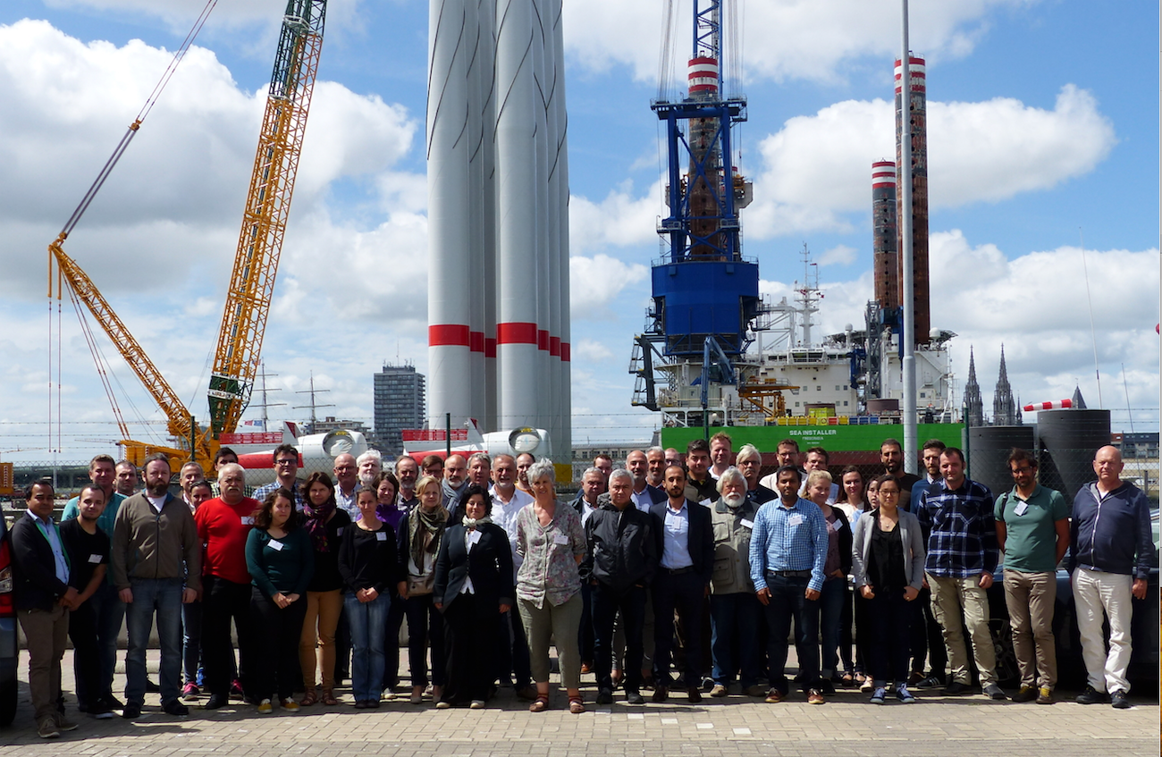 Workshop participants enjoy the sunshine in Ostend, Belgium. Photo SeaDataCloud.