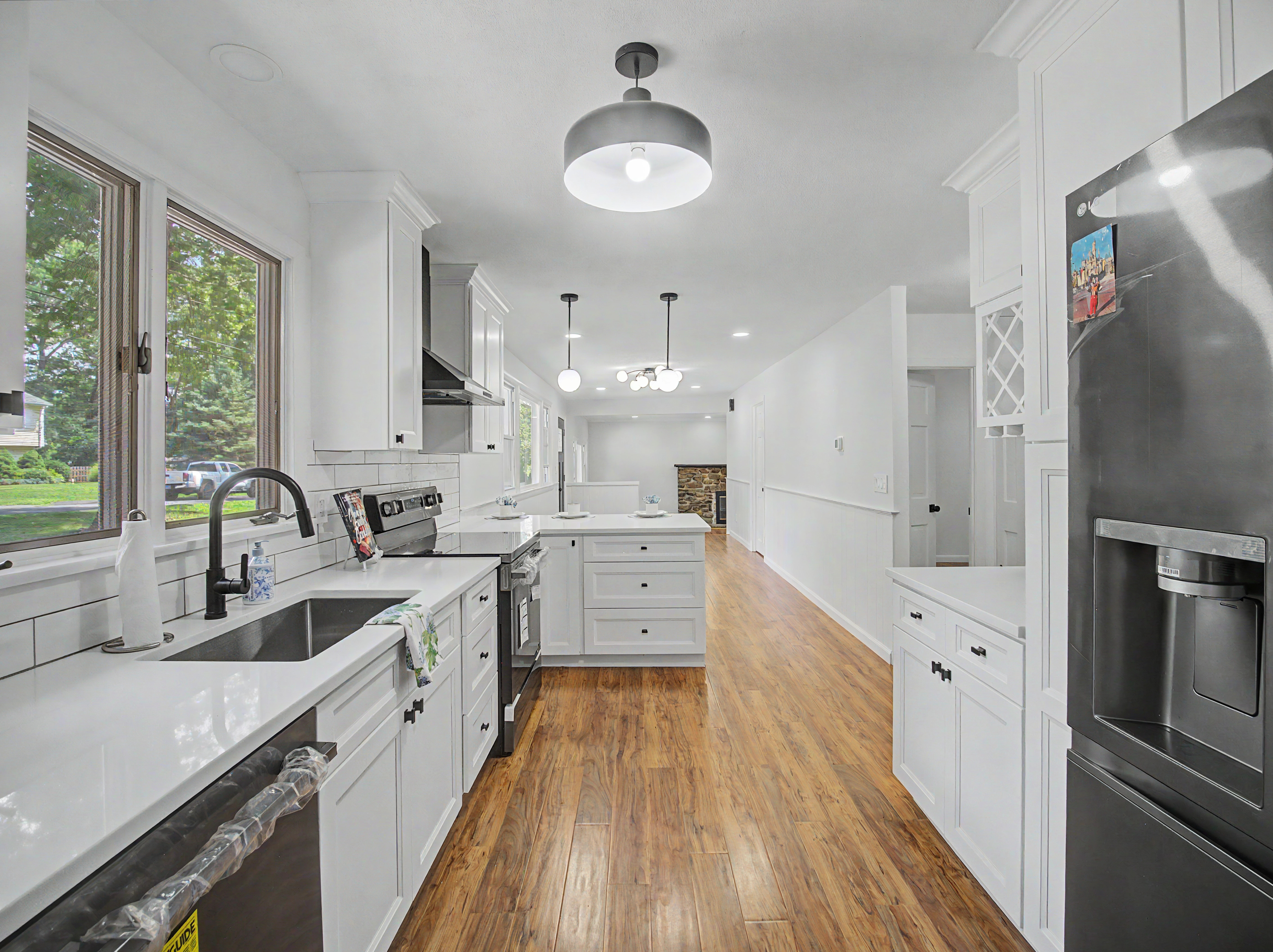 Home in Clinton, Connecticut, photographed by Ari Lee