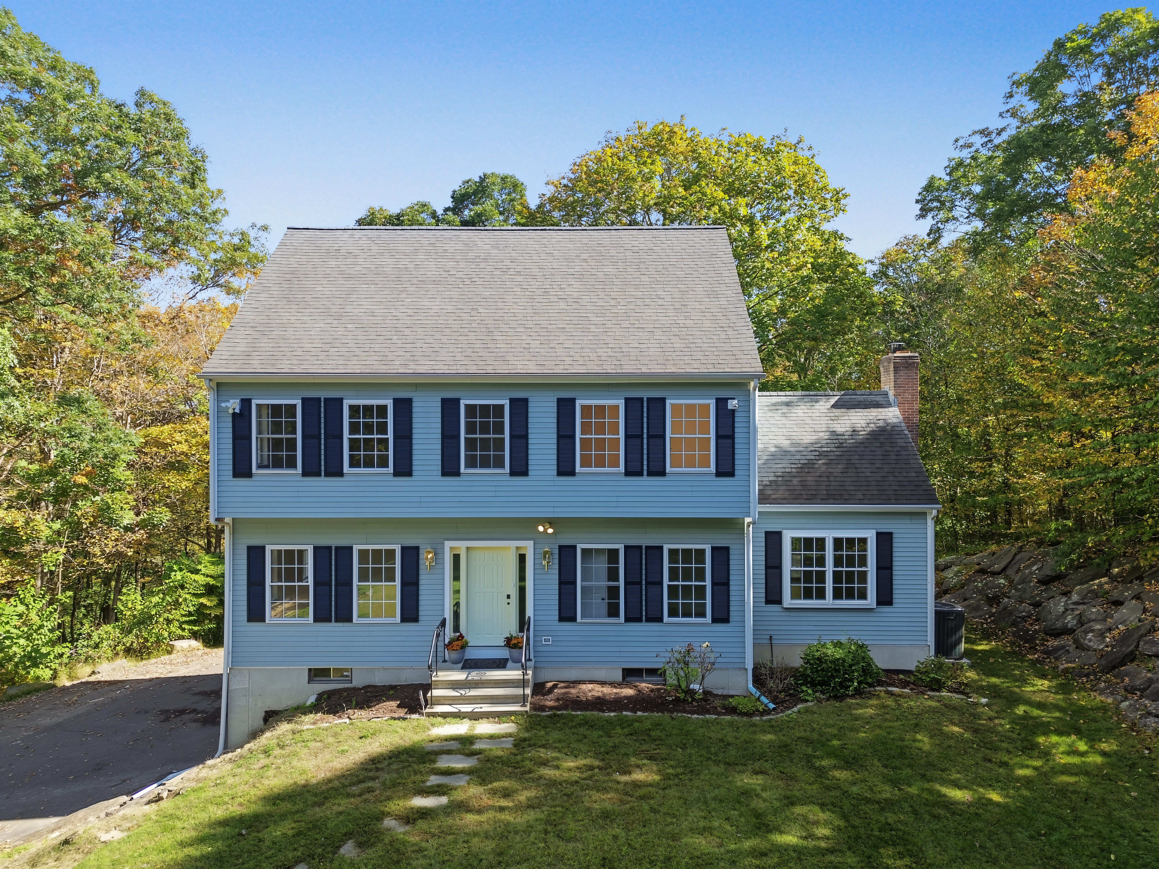 Home in Chester, Connecticut, photographed by Ari Lee