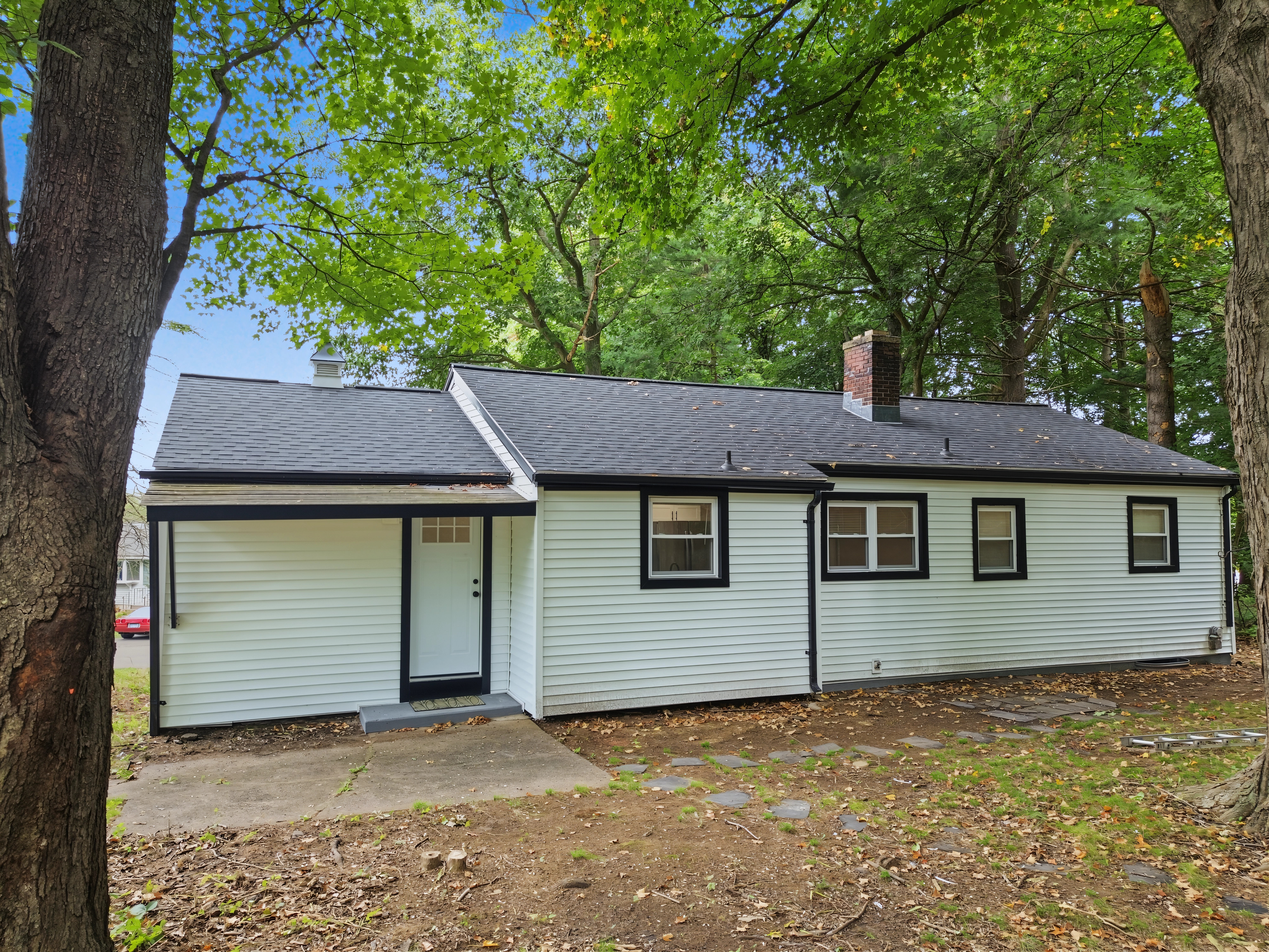 Home in Wallingford, Connecticut, photographed by Ari Lee