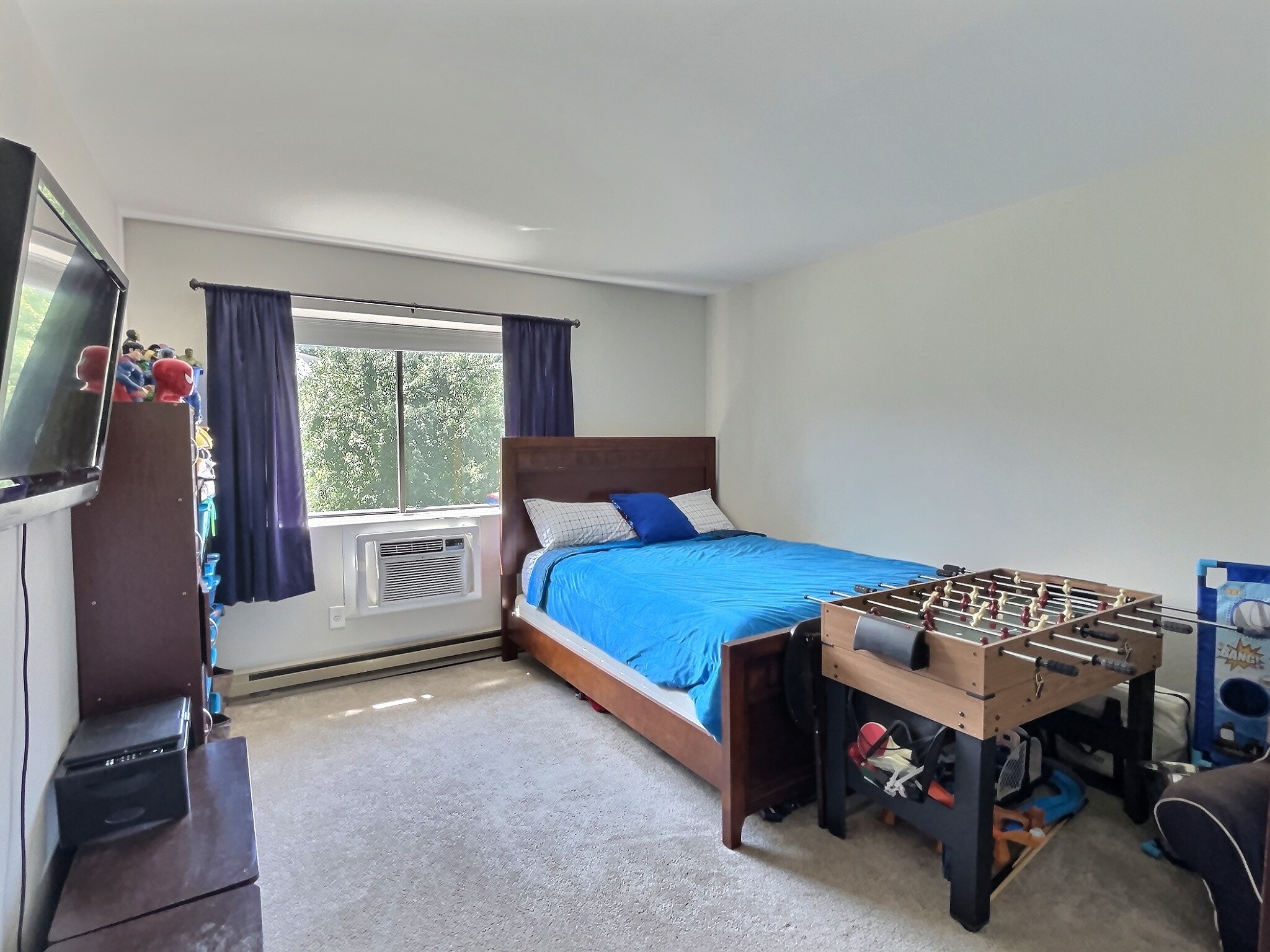 Home in Norwalk, Connecticut, photographed by Ari Lee
