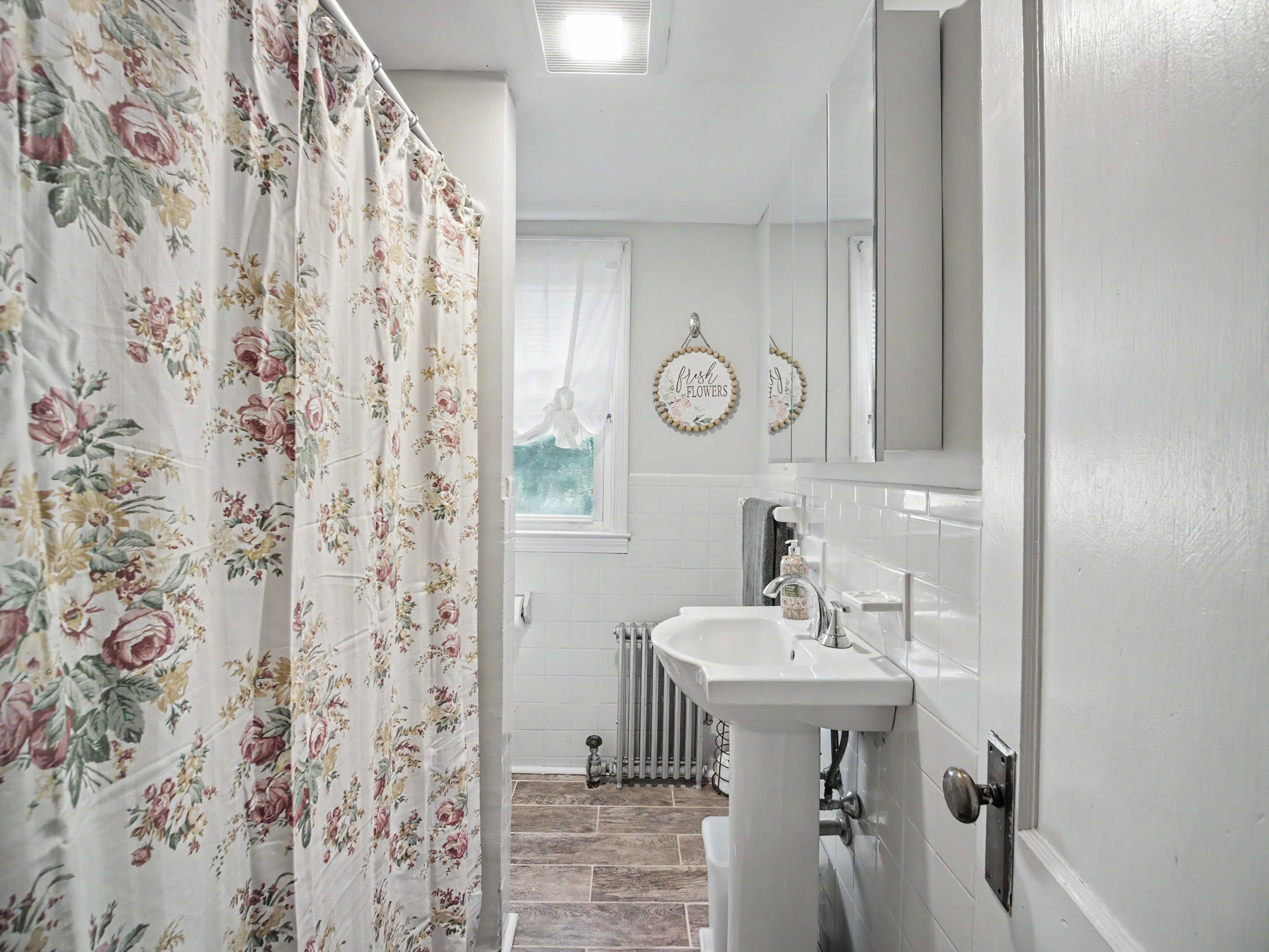 Home in Somers, Connecticut, photographed by Ari Lee