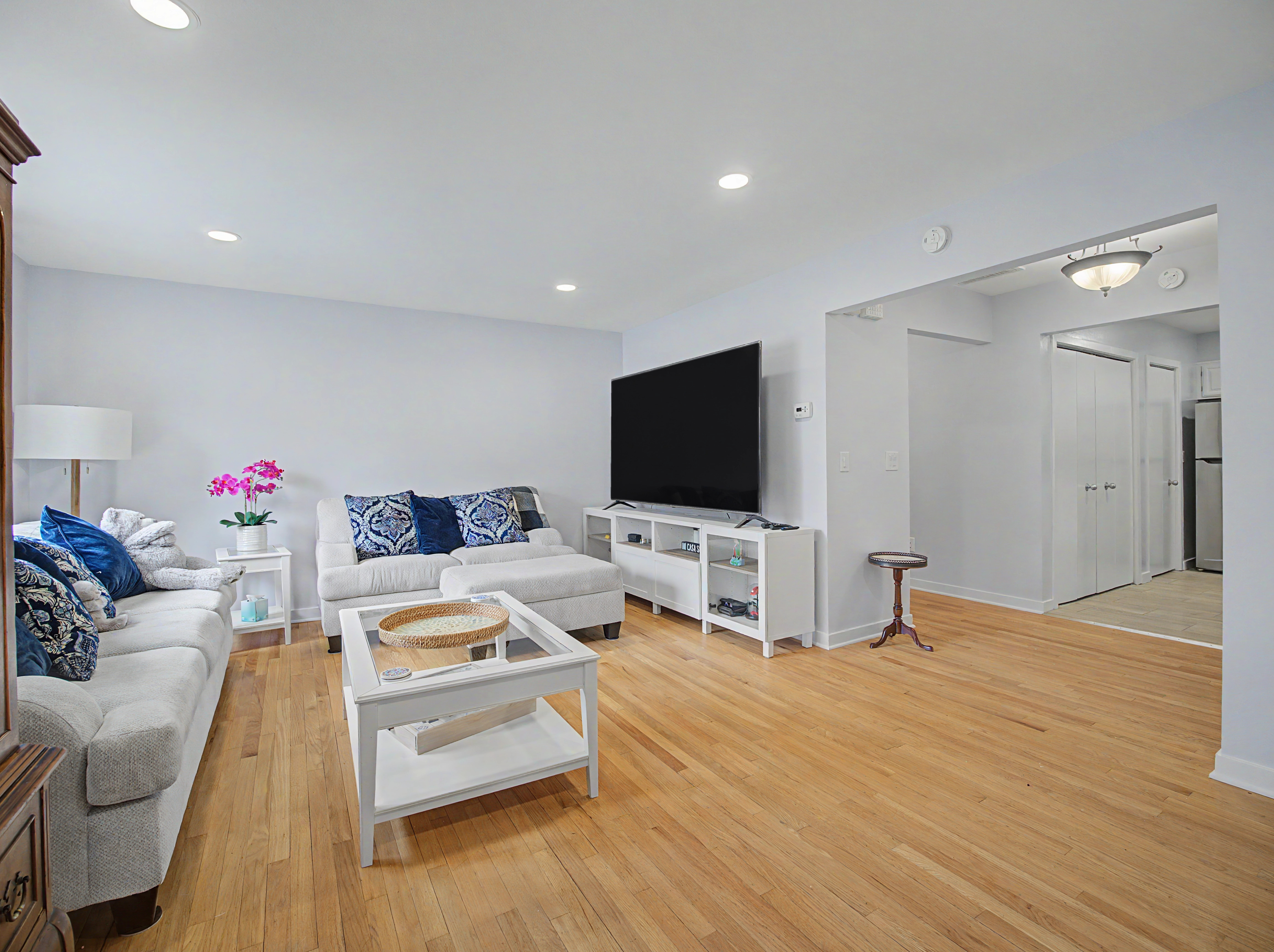 Home in Norwalk, Connecticut, photographed by Ari Lee