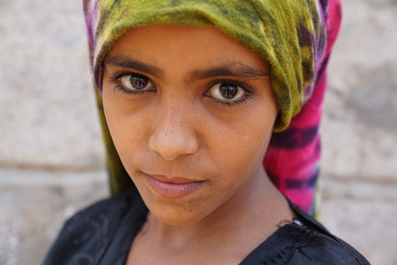 A young girl in An-Nassiri village in Al-Dhahi. ©UNOCHA/Giles Clarke