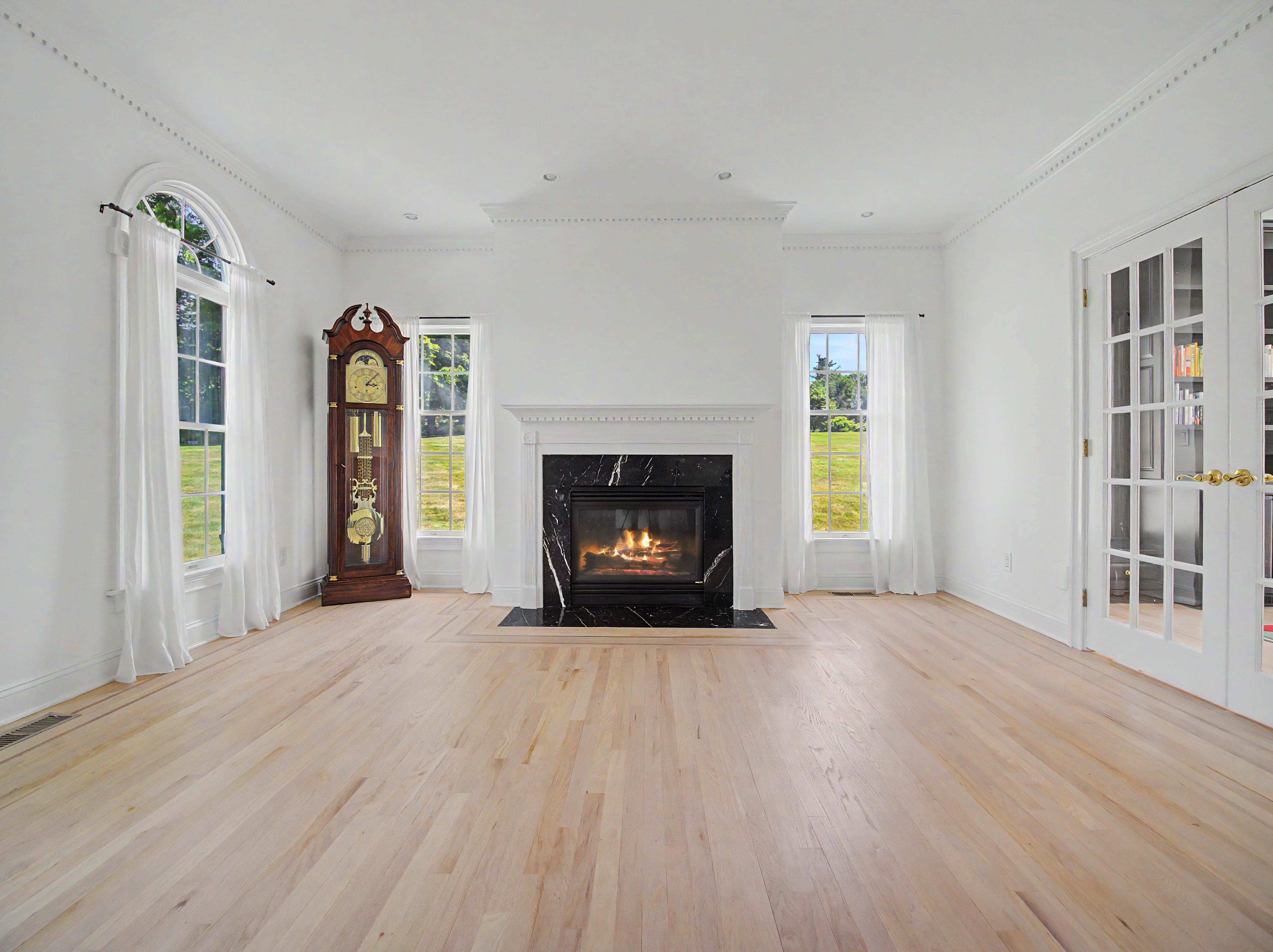 Home in Wilton, Connecticut, photographed by Ari Lee