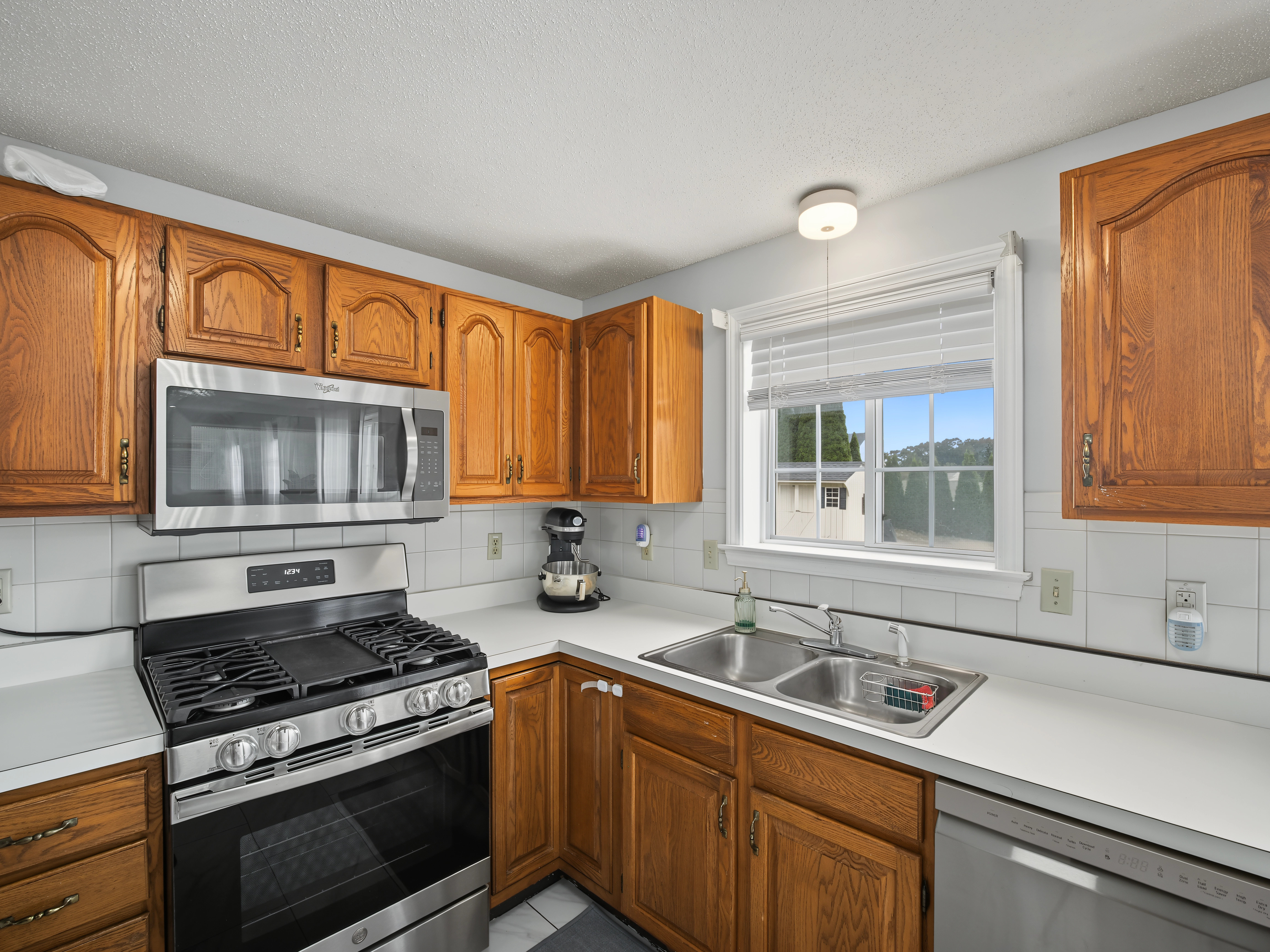 Home in Manchester, Connecticut, photographed by Ari Lee