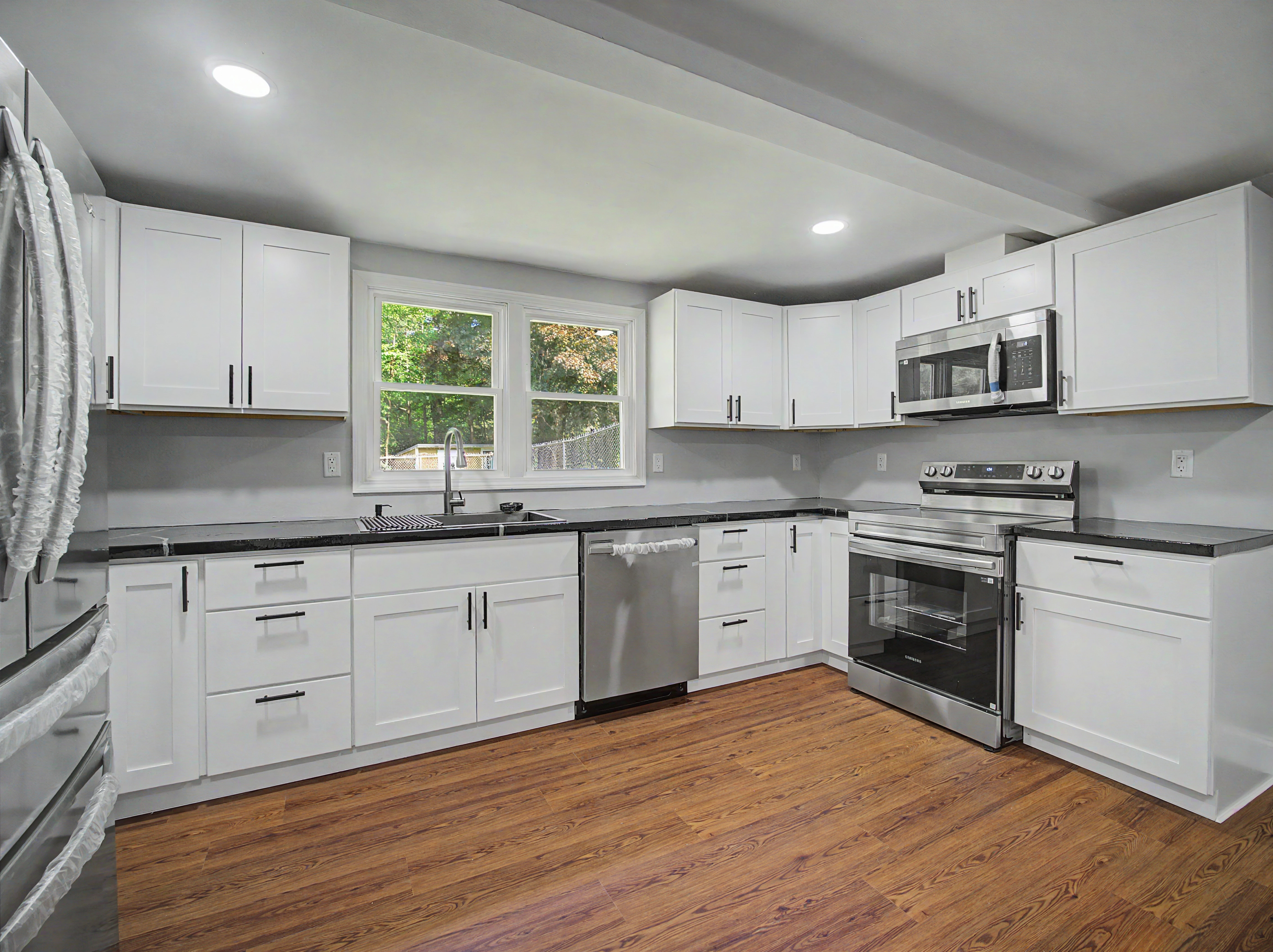 Home in Hartland, Connecticut, photographed by Ari Lee