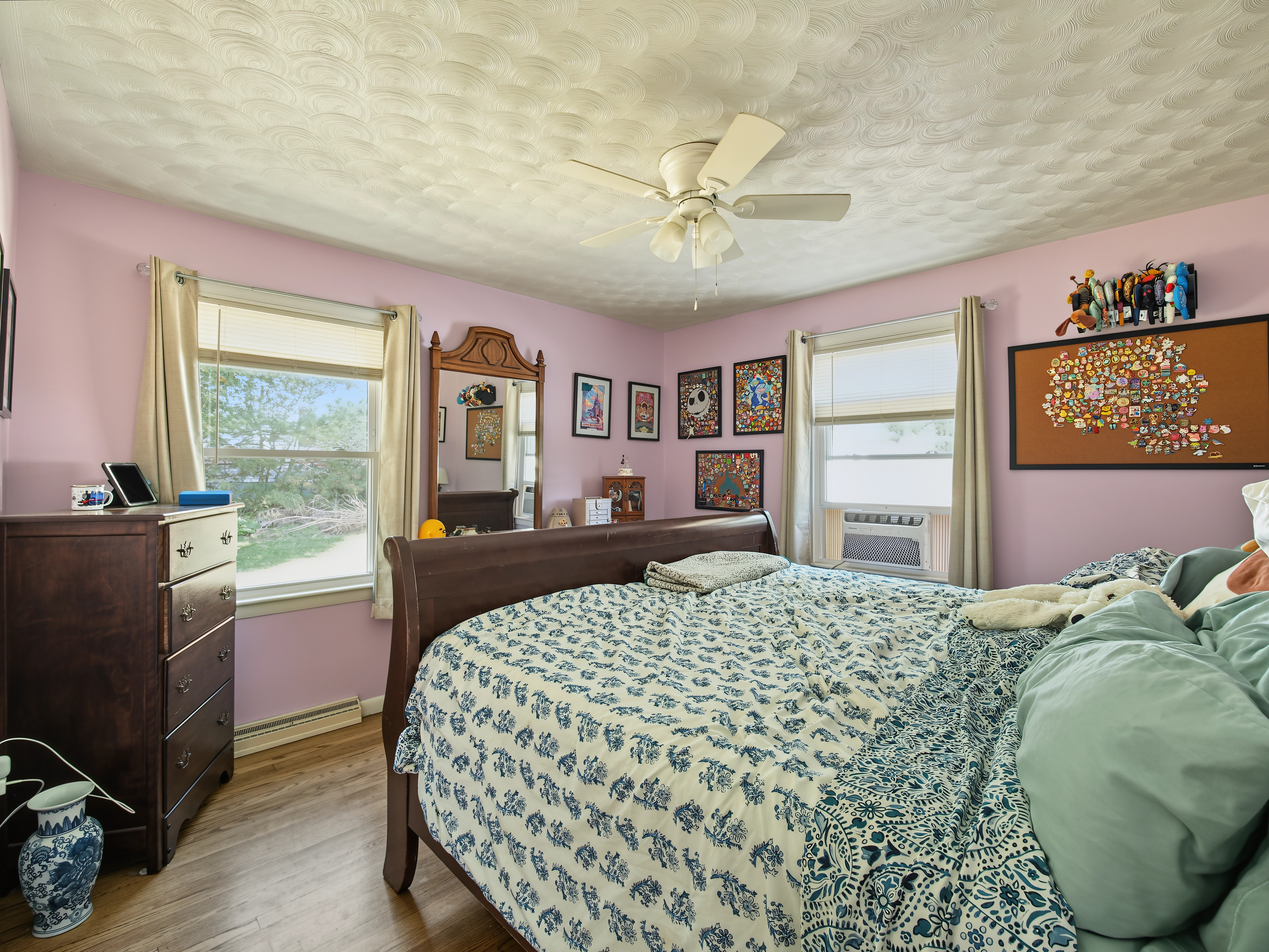 Home in Thompson, Connecticut, photographed by Ari Lee