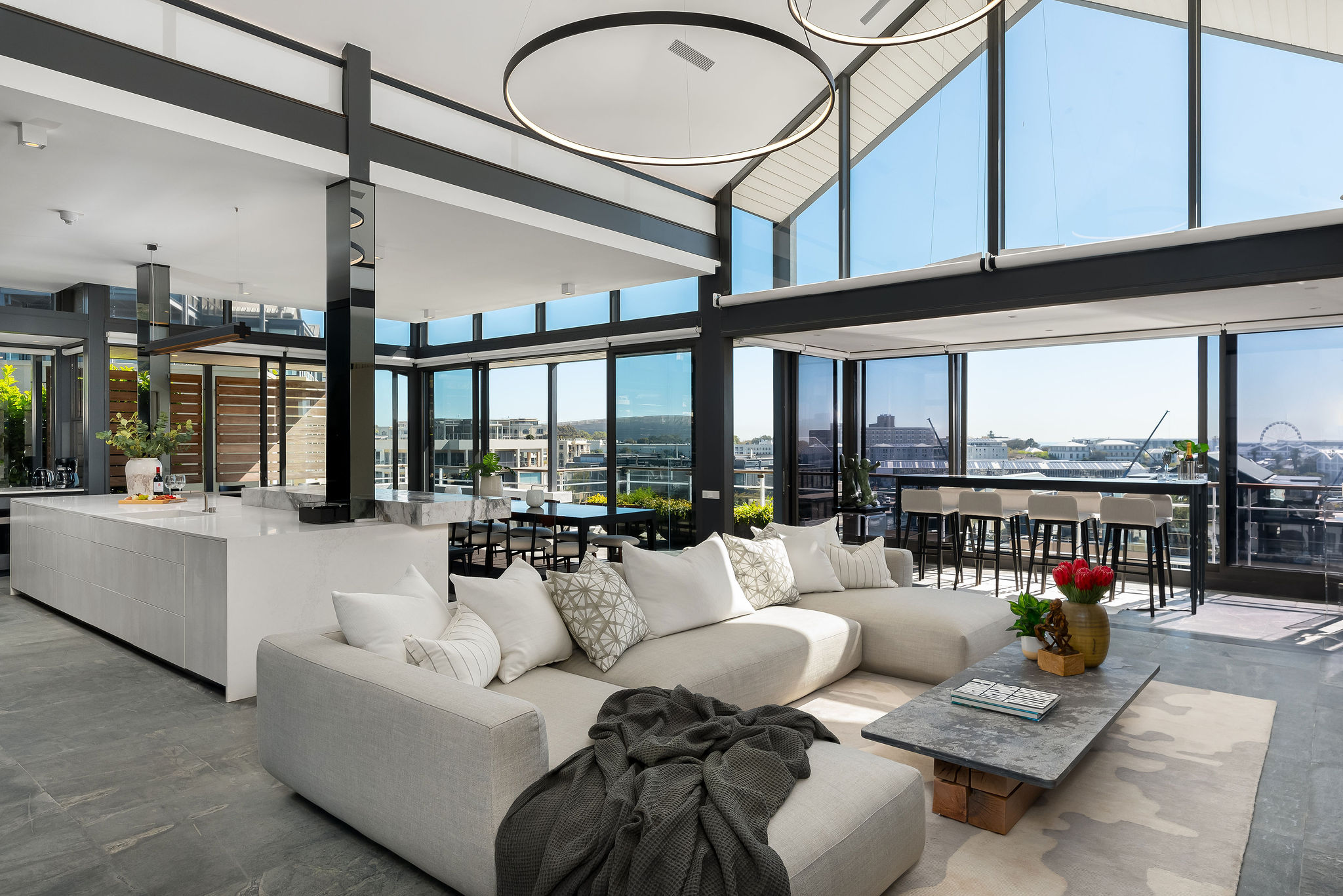 PENTHOUSE VI