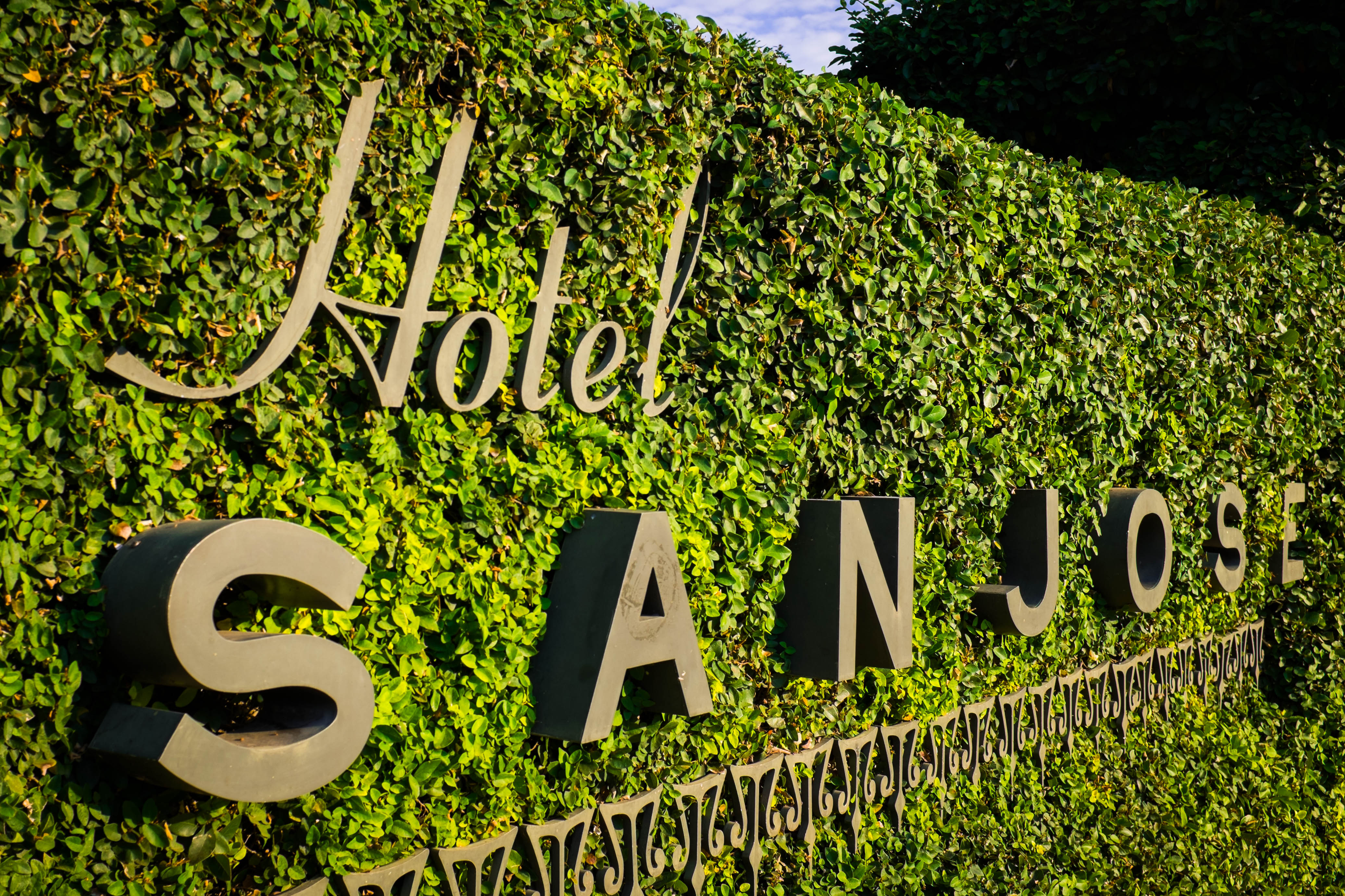 A stay at Hotel San José, Austin