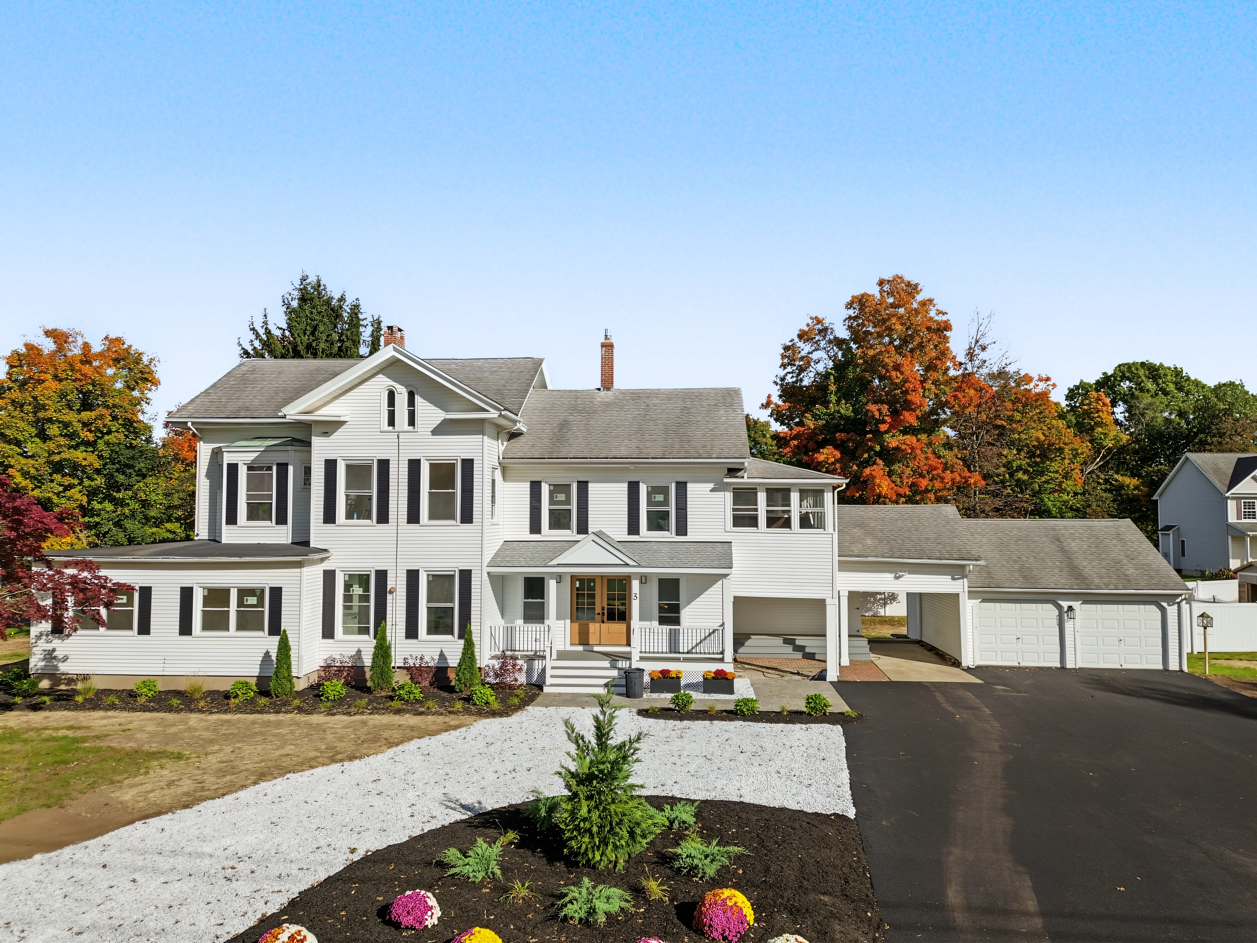 Home in North Haven, Connecticut, photographed by Ari Lee