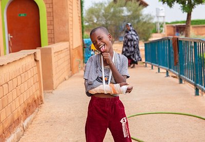 Abdoul Hakim just got out of the ward. "Maybe I don't have a complete health but I have a great joy in life!" mentioned our young boy:)