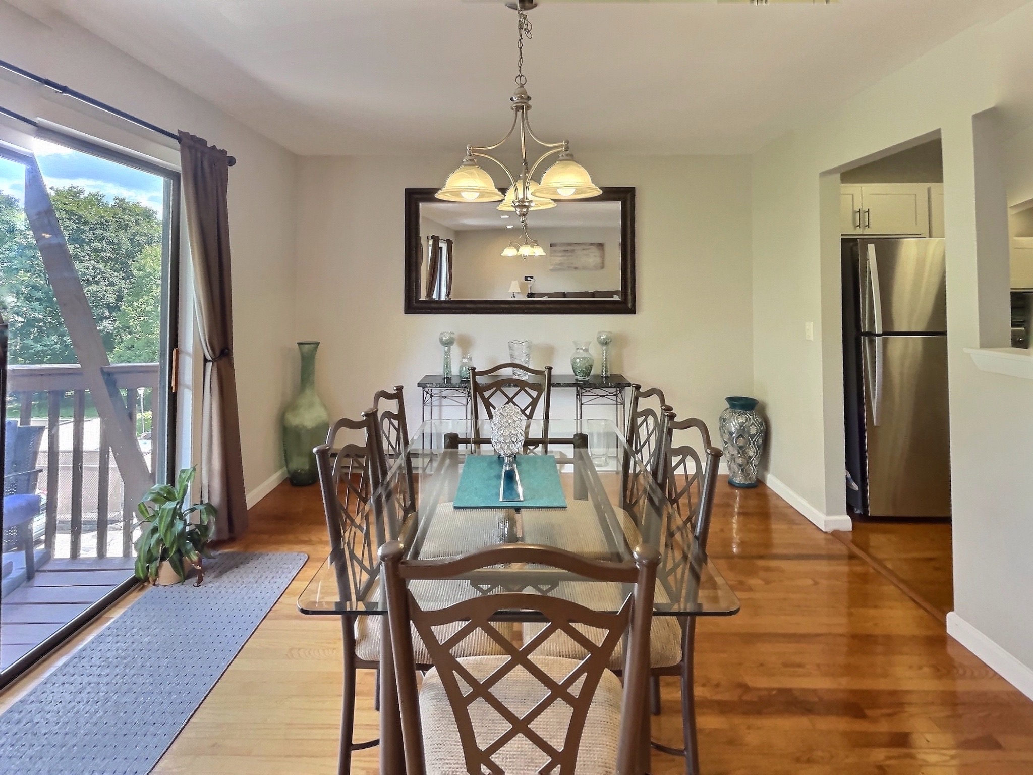 Home in Norwalk, Connecticut, photographed by Ari Lee