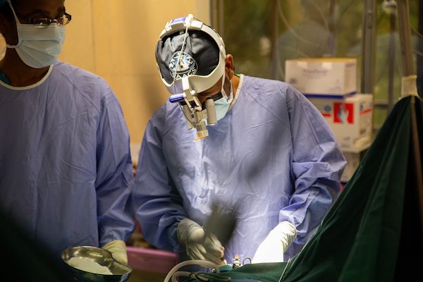 Dr Tesfaye operates on a cleft lip patient.