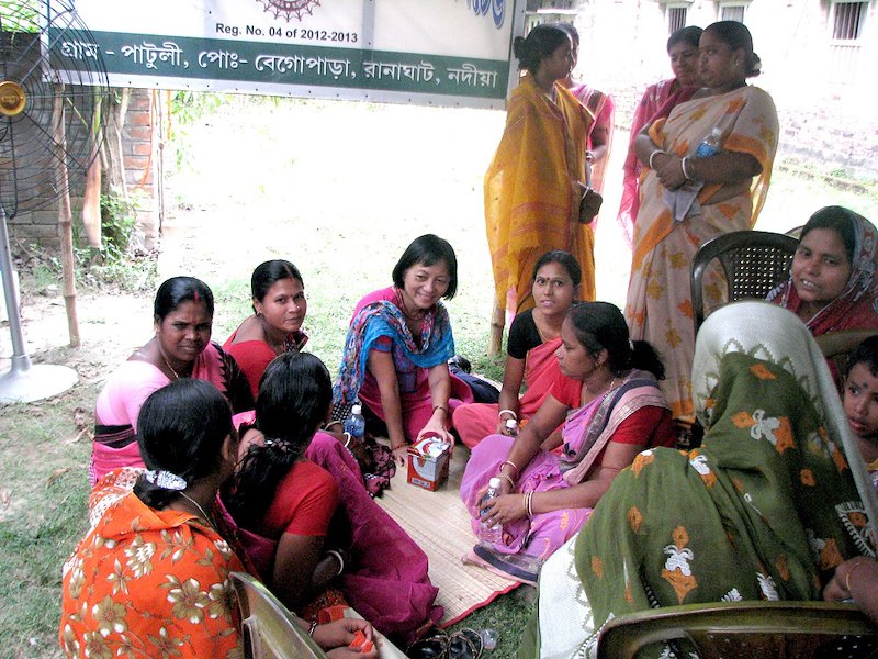 Dr.-Paris-conversation-with-womens-group-in-Patuli-village-Nadia-District-Chinsurah-India.jpg
