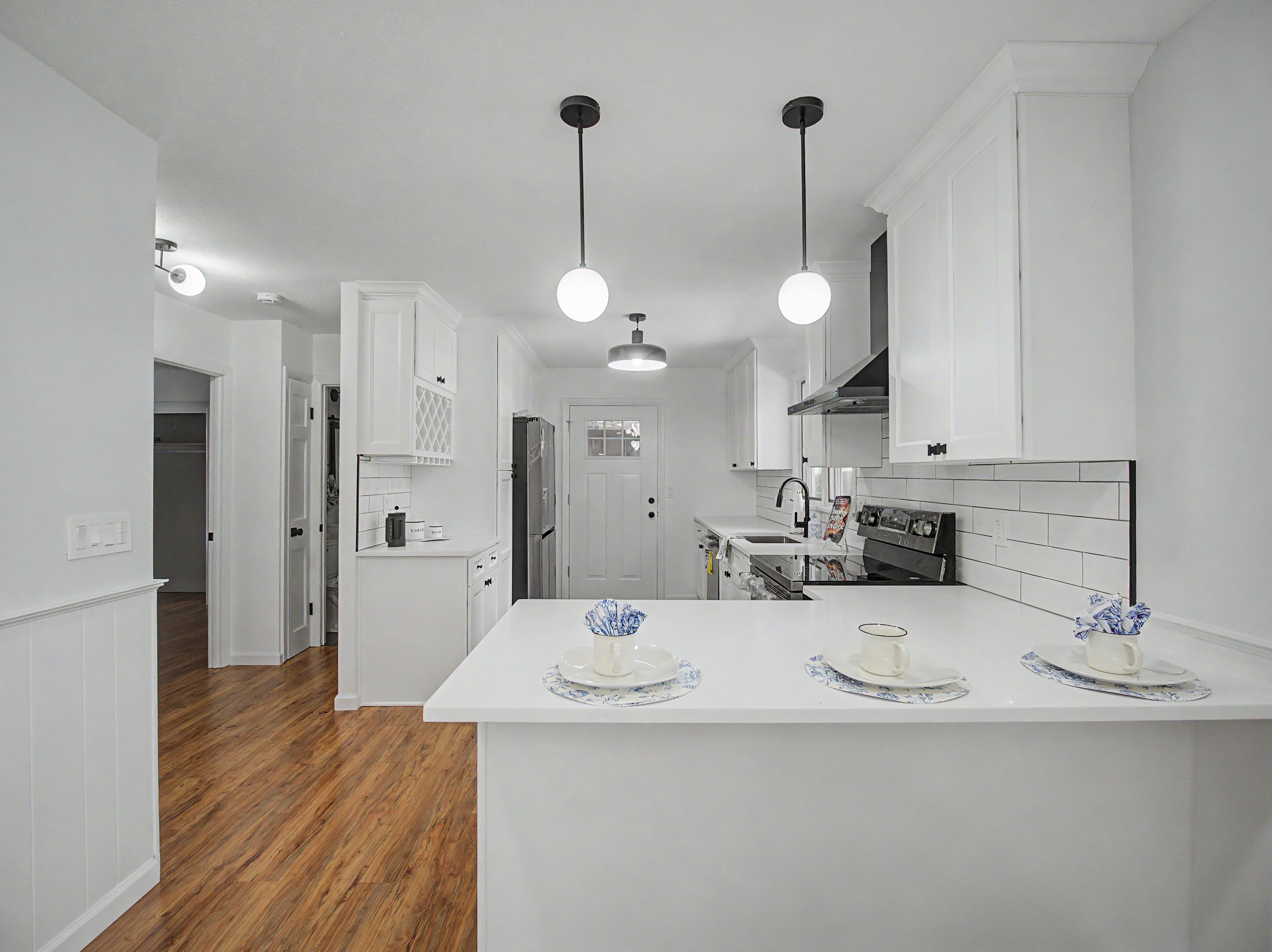 Home in Clinton, Connecticut, photographed by Ari Lee