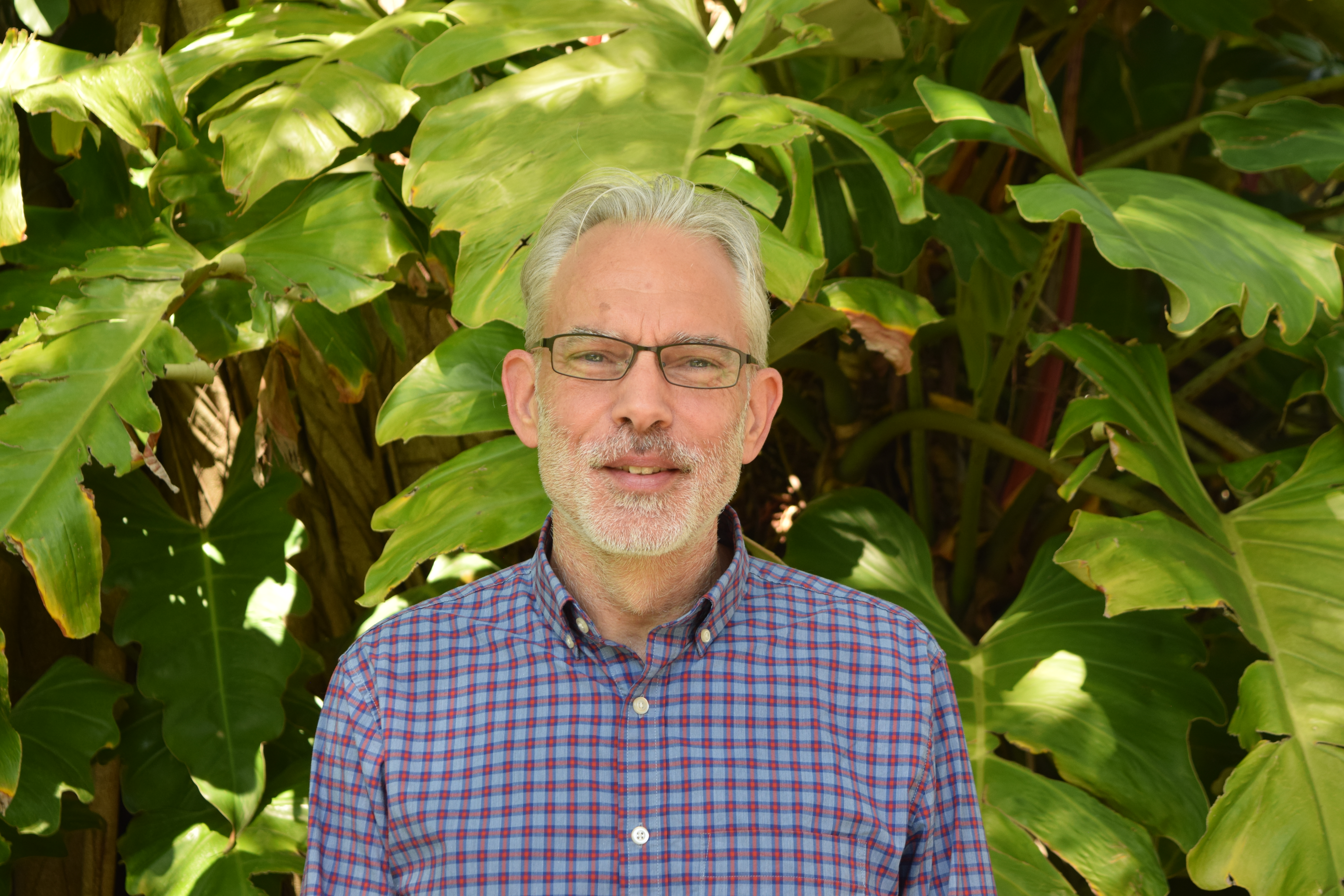 Tim Watson teaches a class called Arts and Humanities in Professional ...