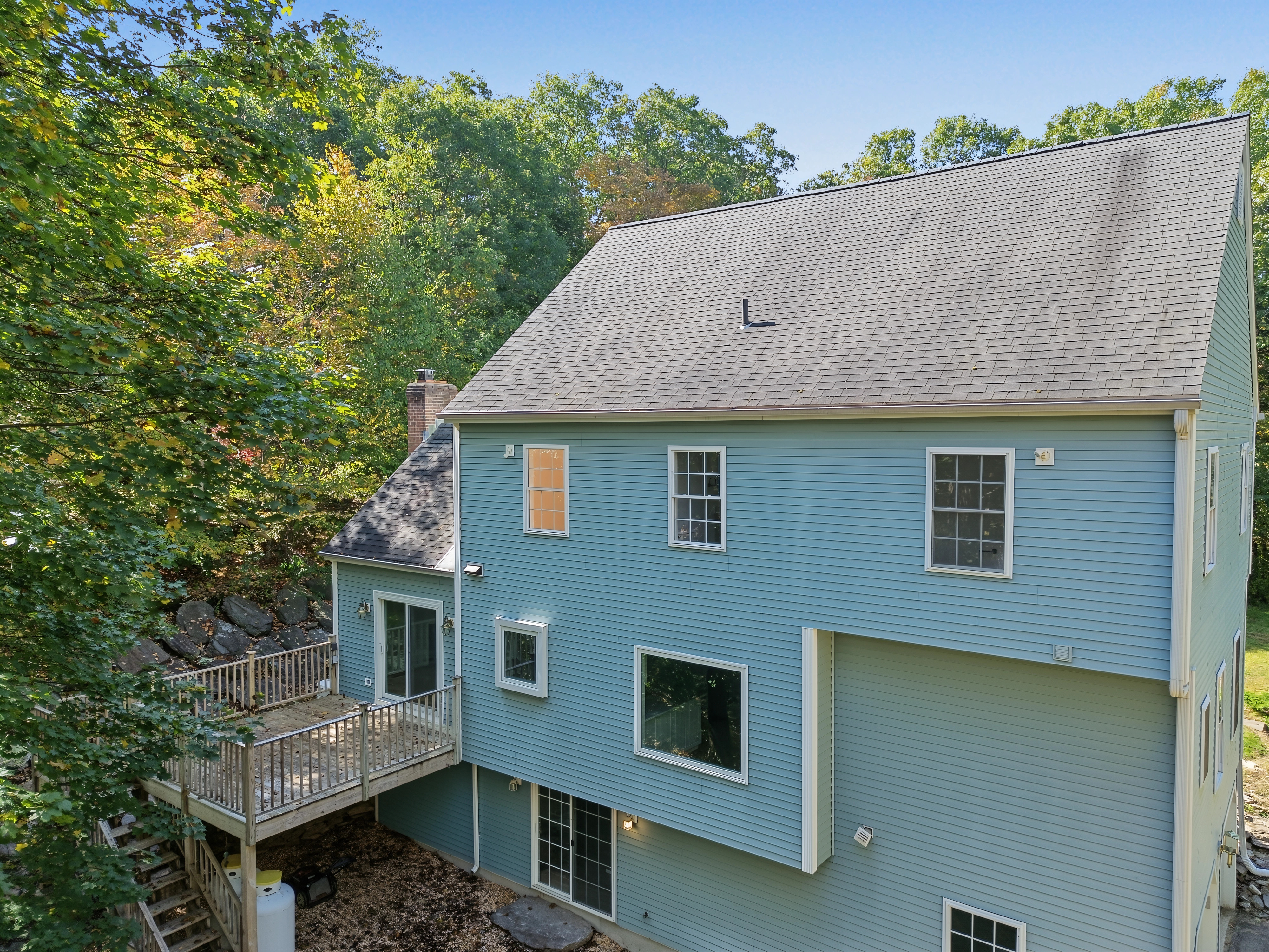 Home in Chester, Connecticut, photographed by Ari Lee