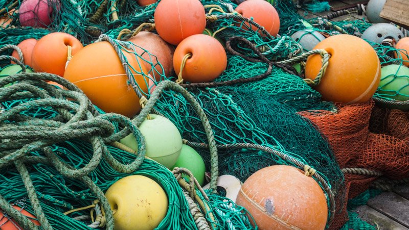 Colourful nets