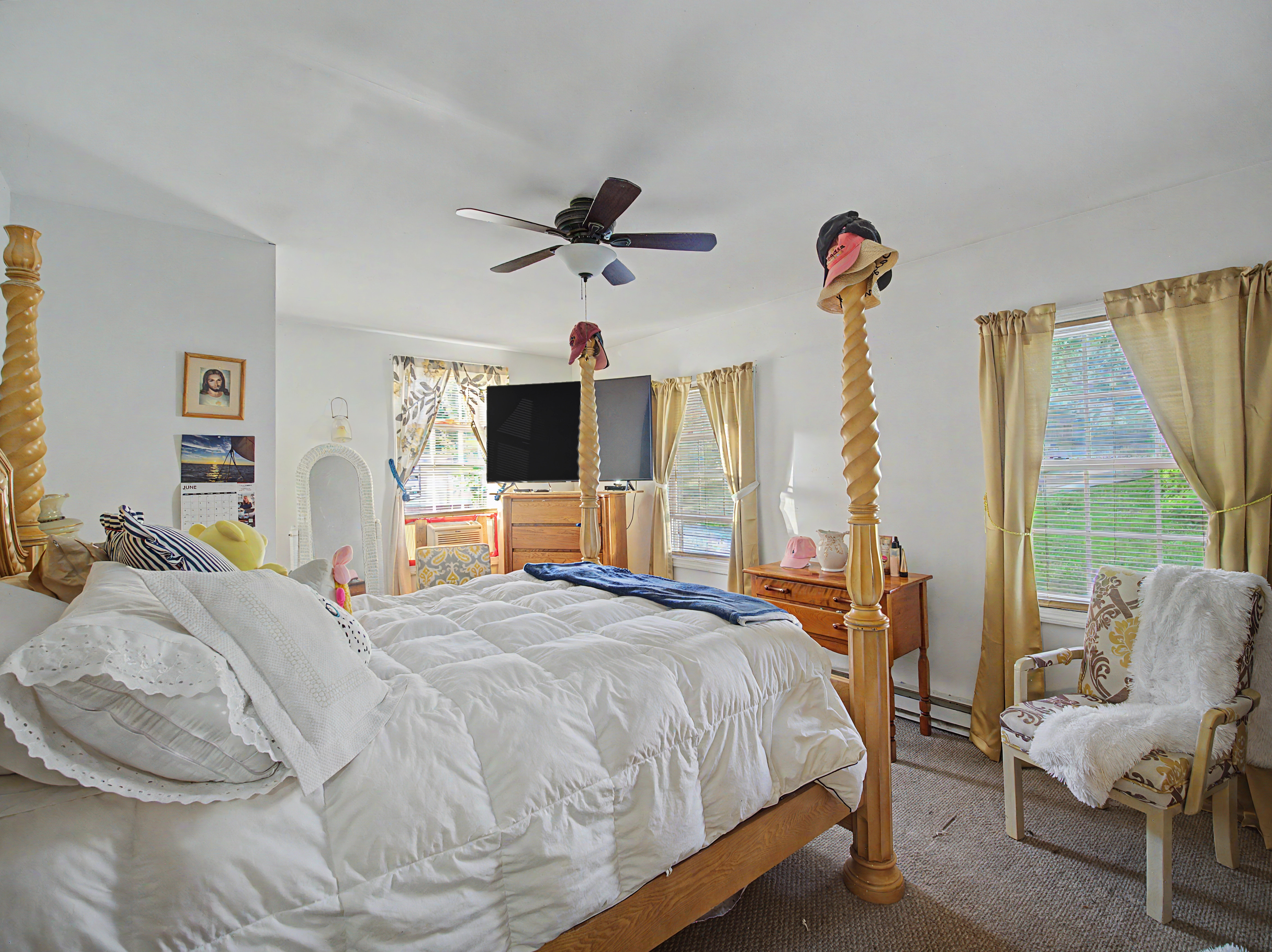 Home in Danielson, Connecticut, photographed by Ari Lee