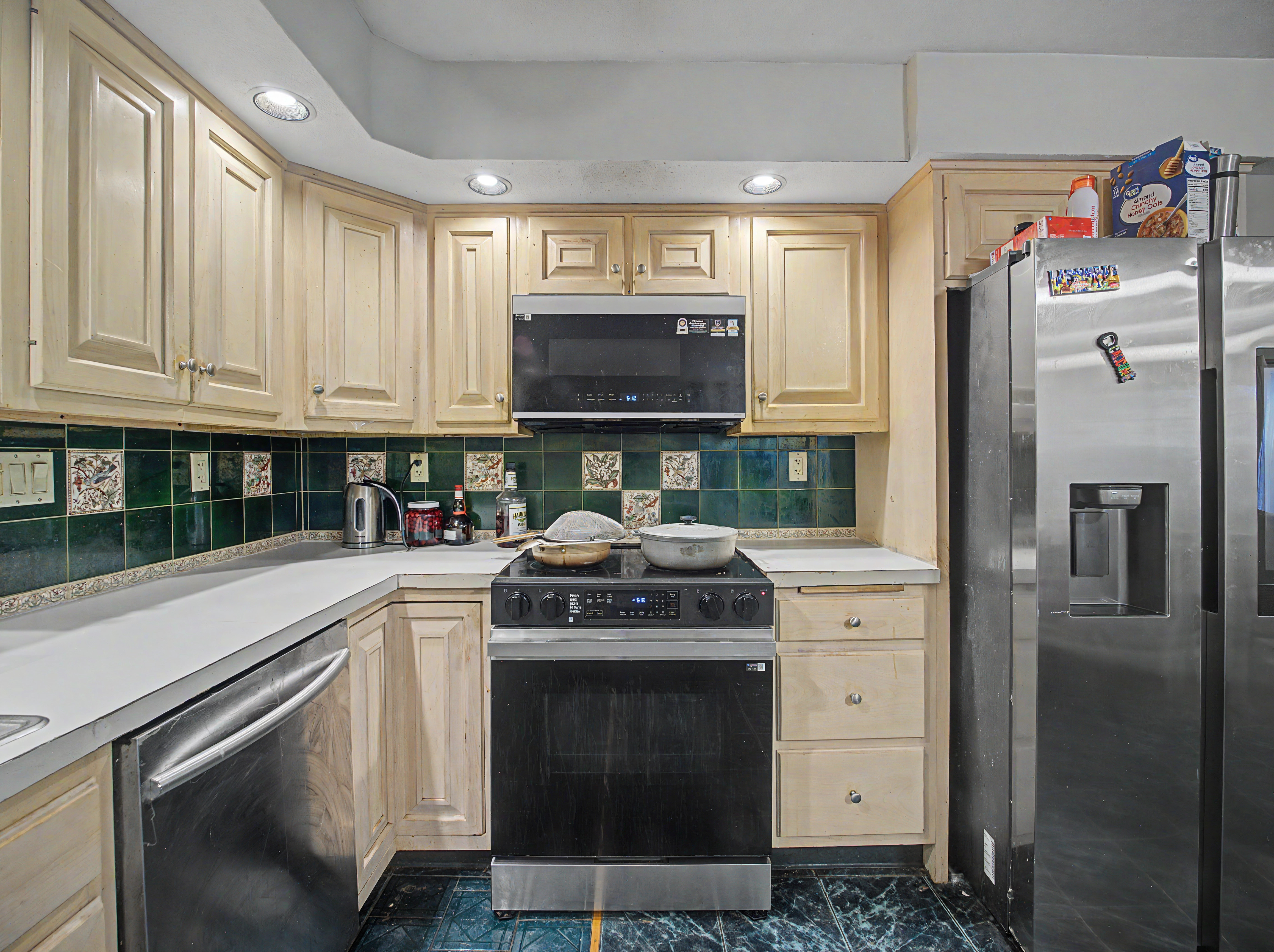 Home in Hamden, Connecticut, photographed by Ari Lee