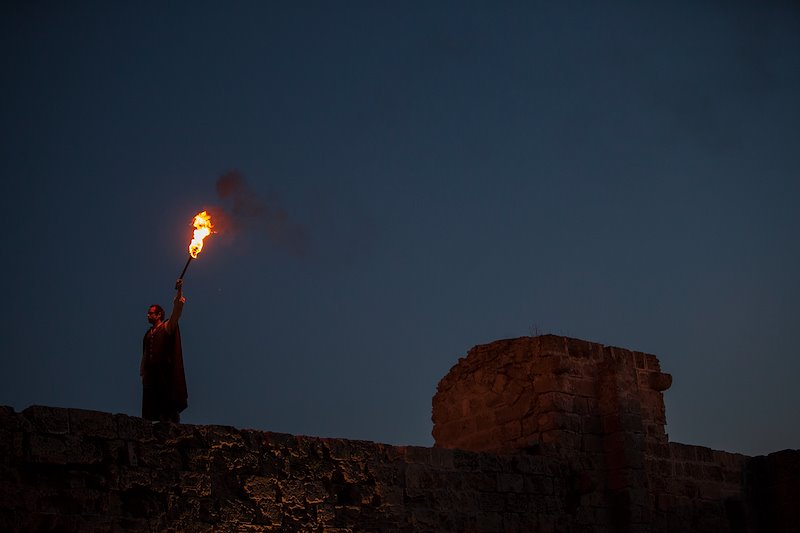 Shakespeare's Othello performed at the renovated Othello Tower/Citadel. Photo: UNDP / Olkan Erguler.