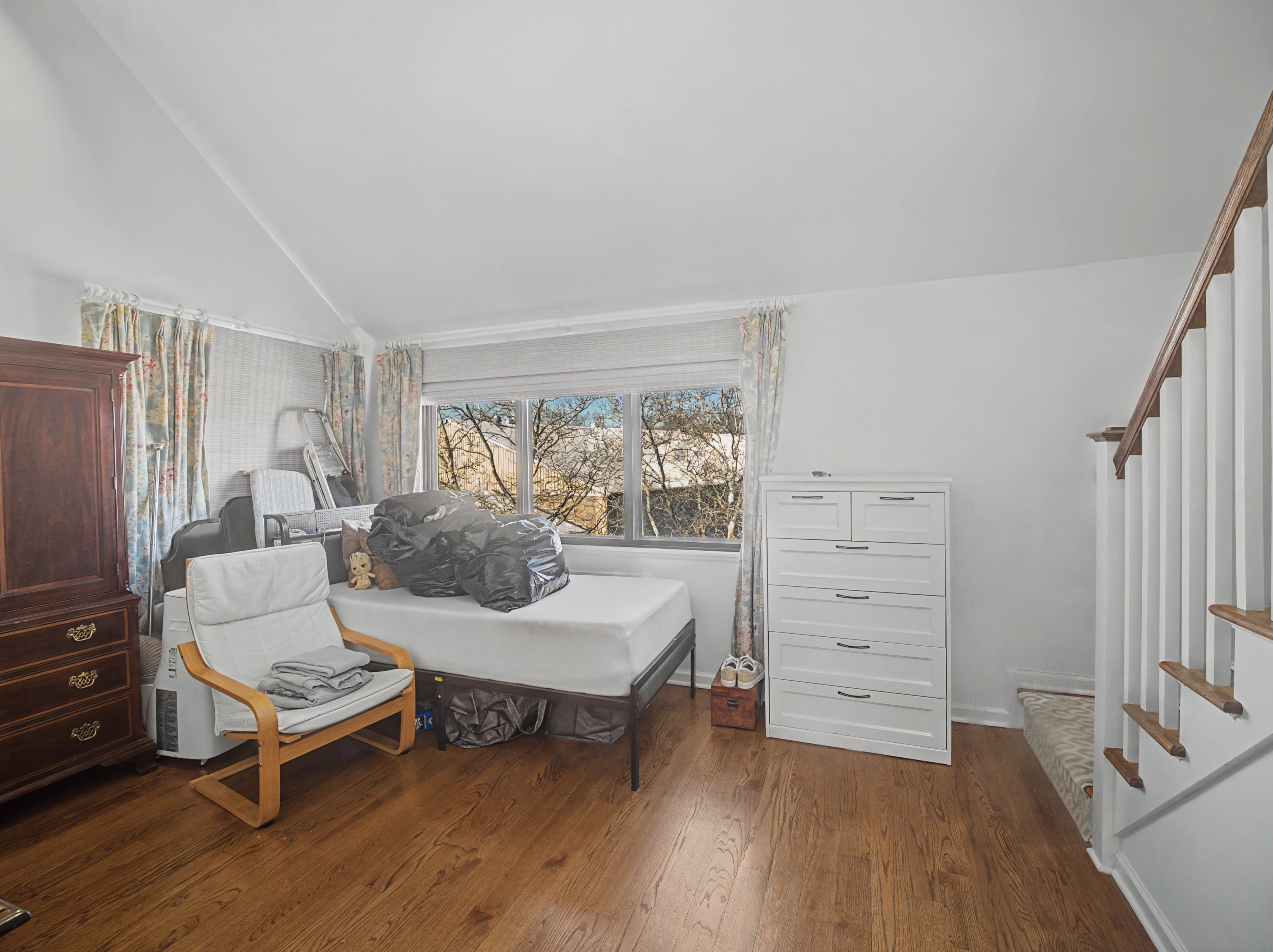 Home in Greenwich, Connecticut, photographed by Ari Lee