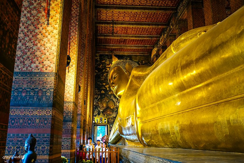 The majestic view of the Reclining Buddha