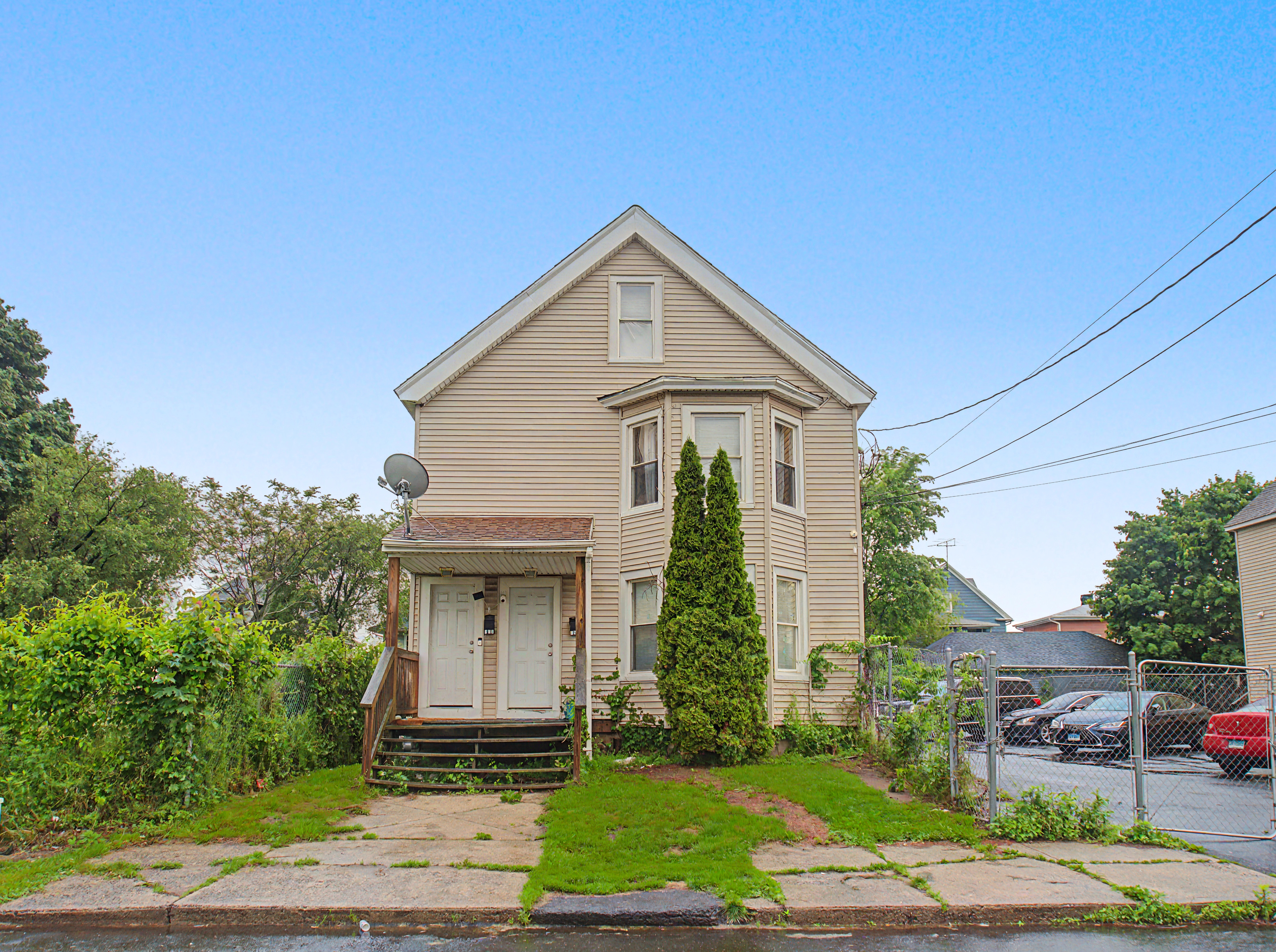 Home in Bridgeport, Connecticut, photographed by Ari Lee