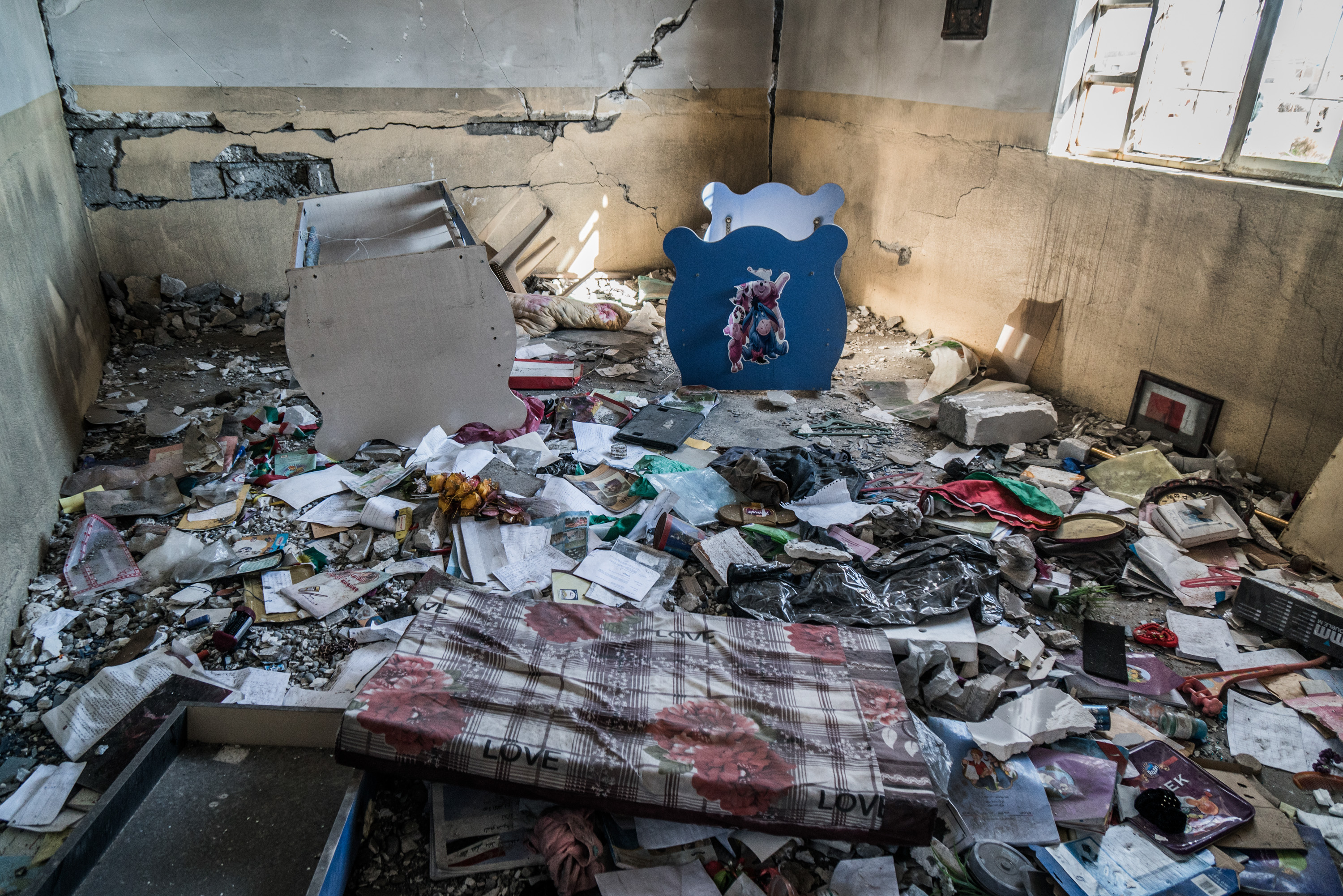 Iraqis rebuild