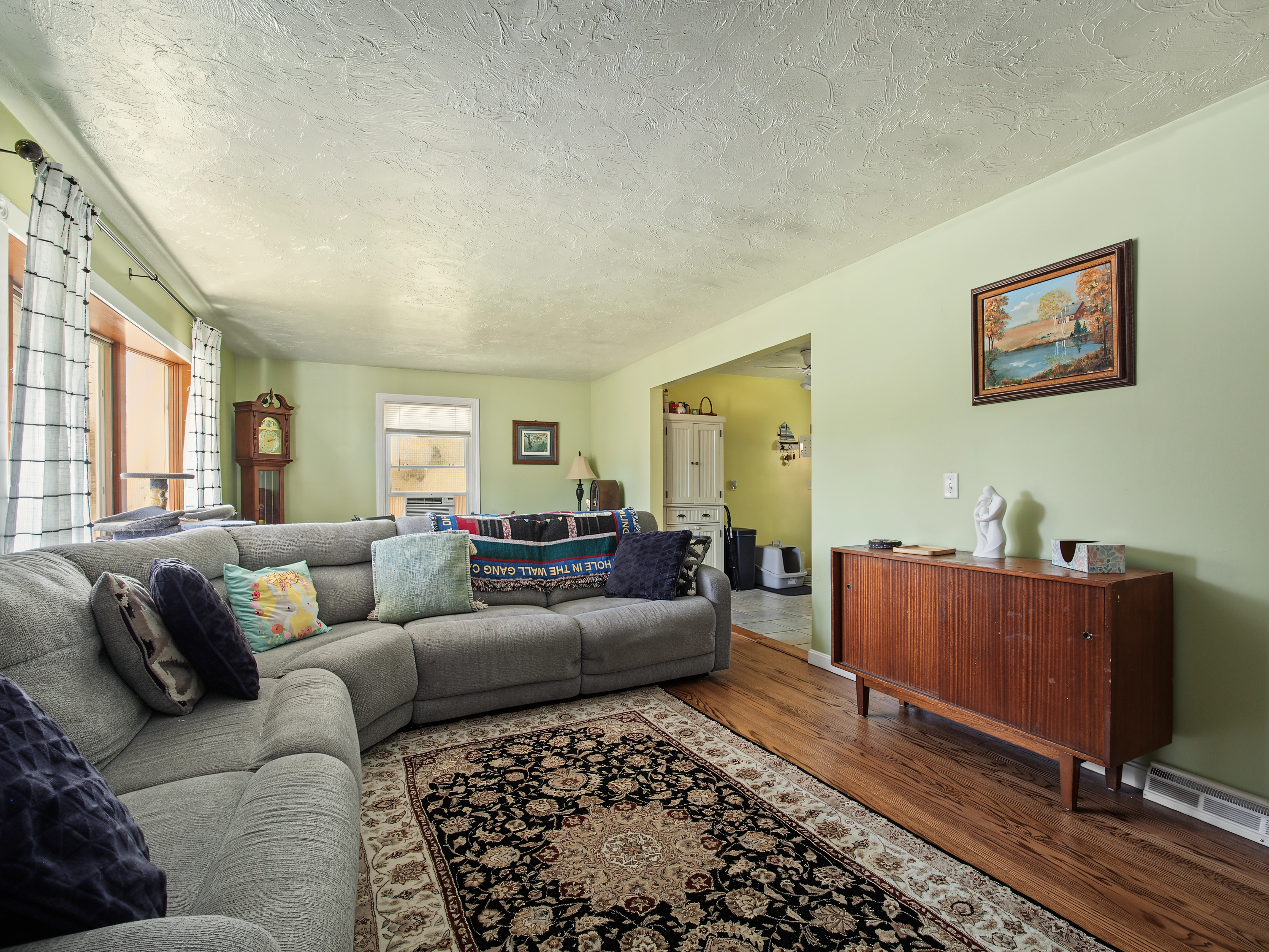 Home in Thompson, Connecticut, photographed by Ari Lee