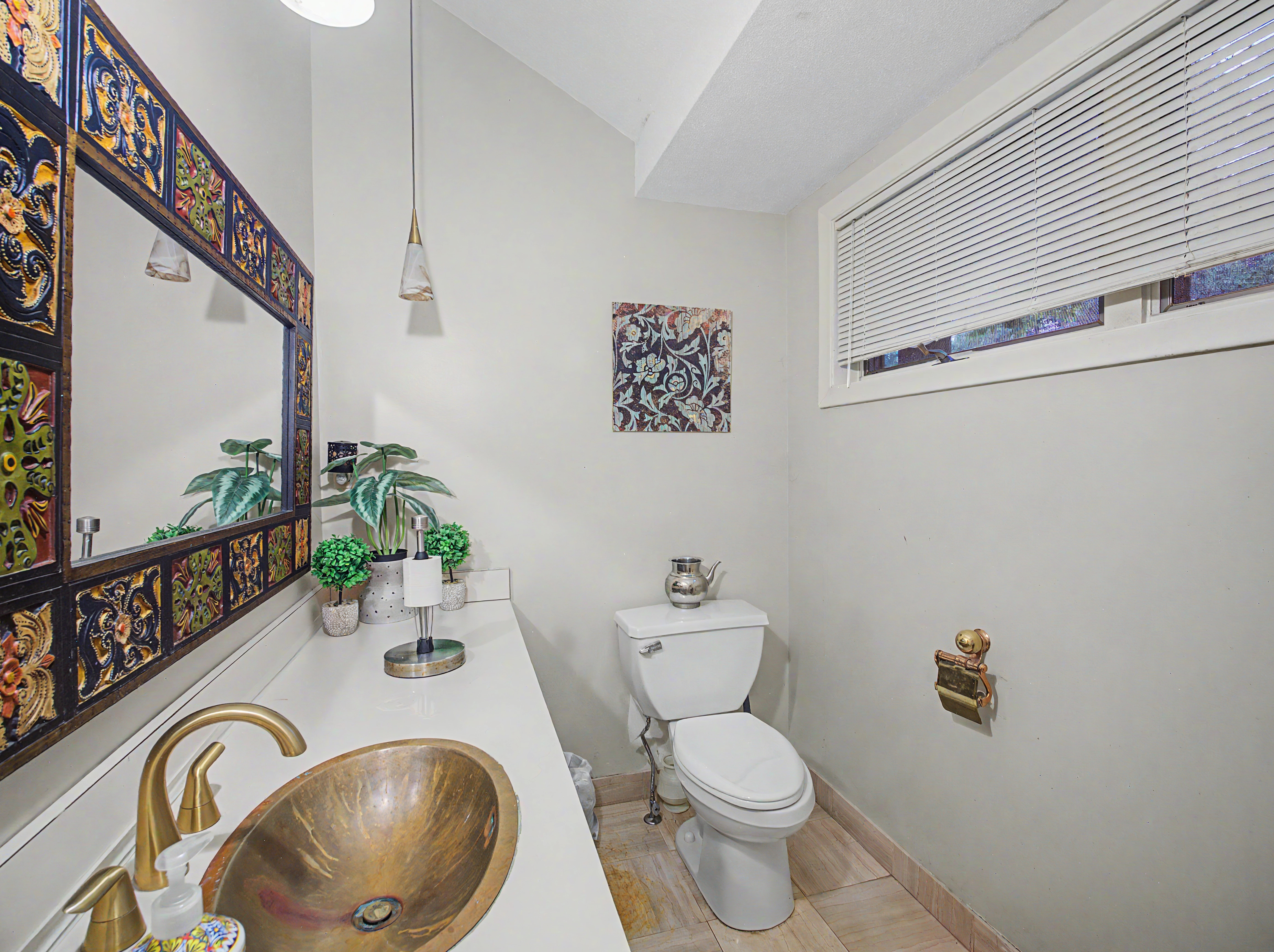 Home in West Hartford, Connecticut, photographed by Ari Lee