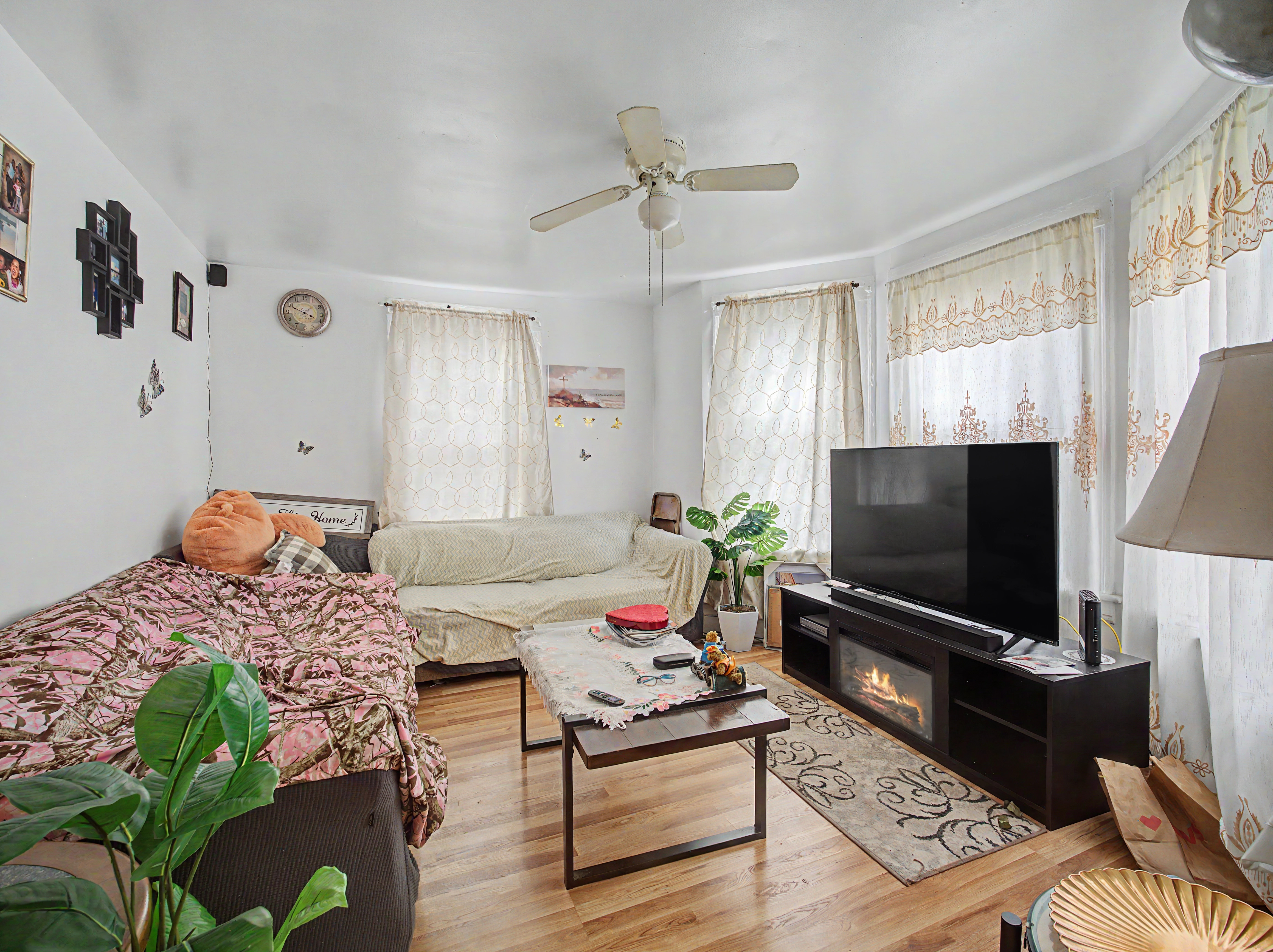 Home in Bridgeport, Connecticut, photographed by Ari Lee