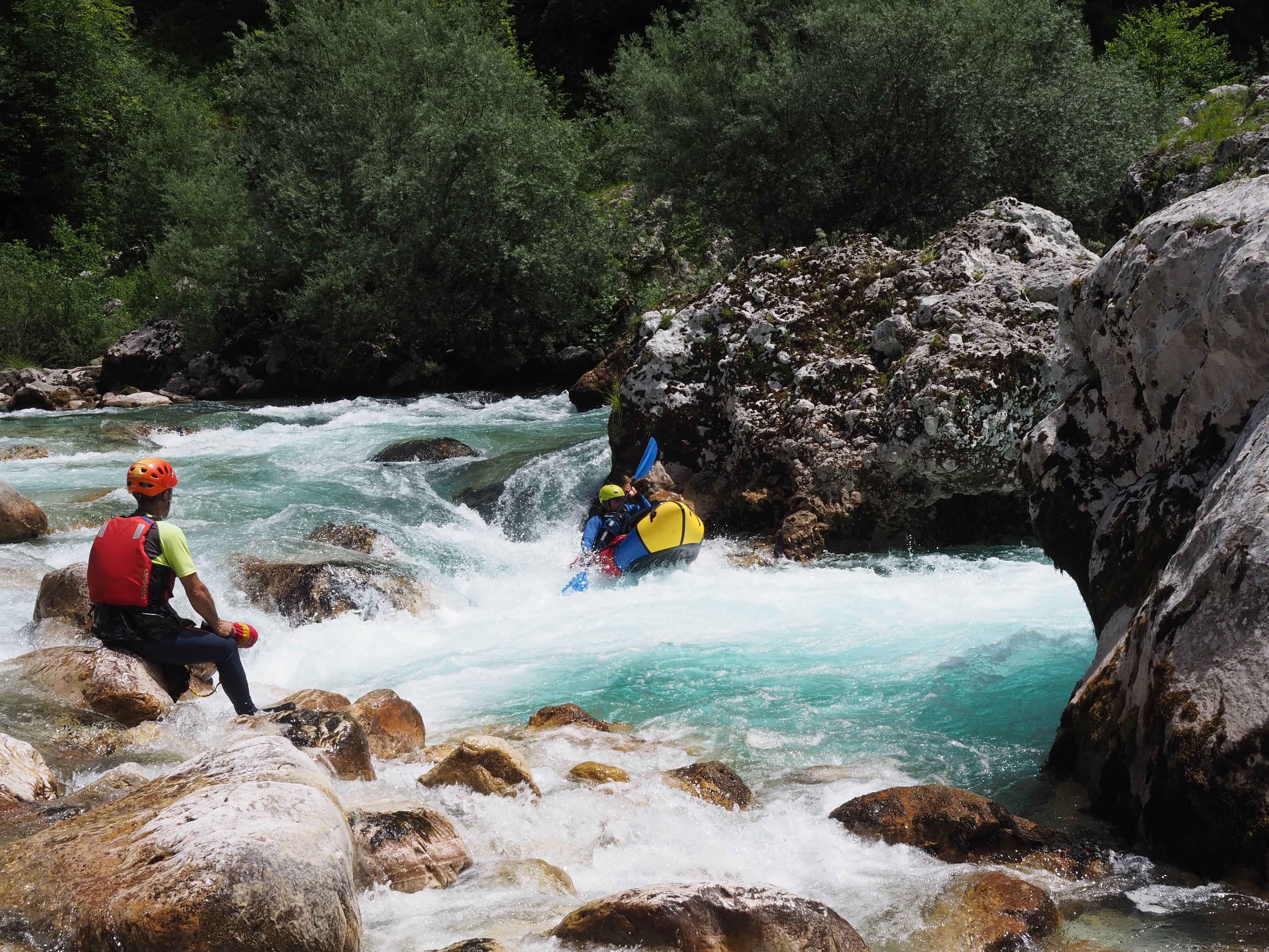 Rivière Soča. Packraft dans la section Otona - Kobarid