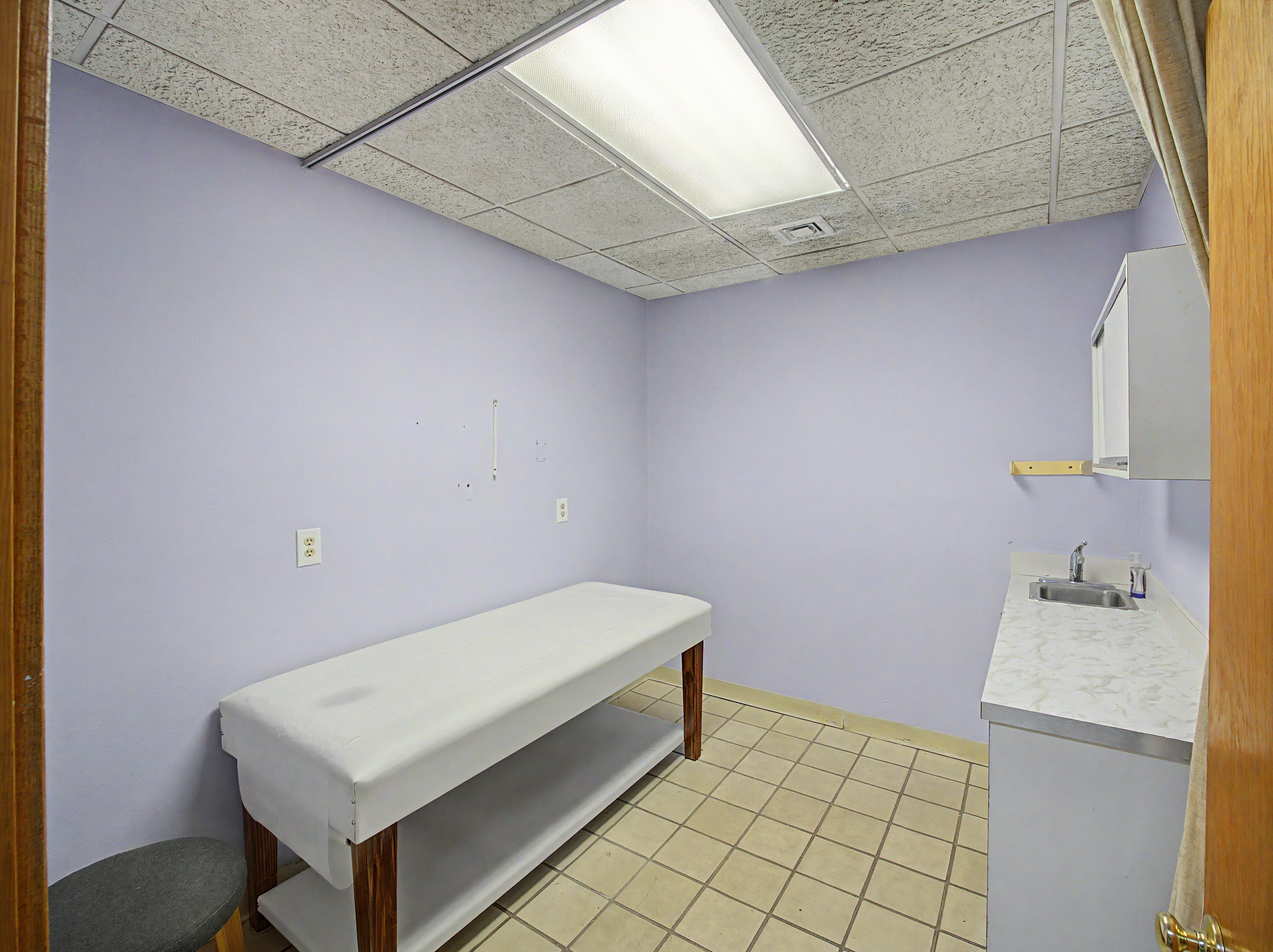 Commercial property in Ansonia, Connecticut, photographed by Ari Lee