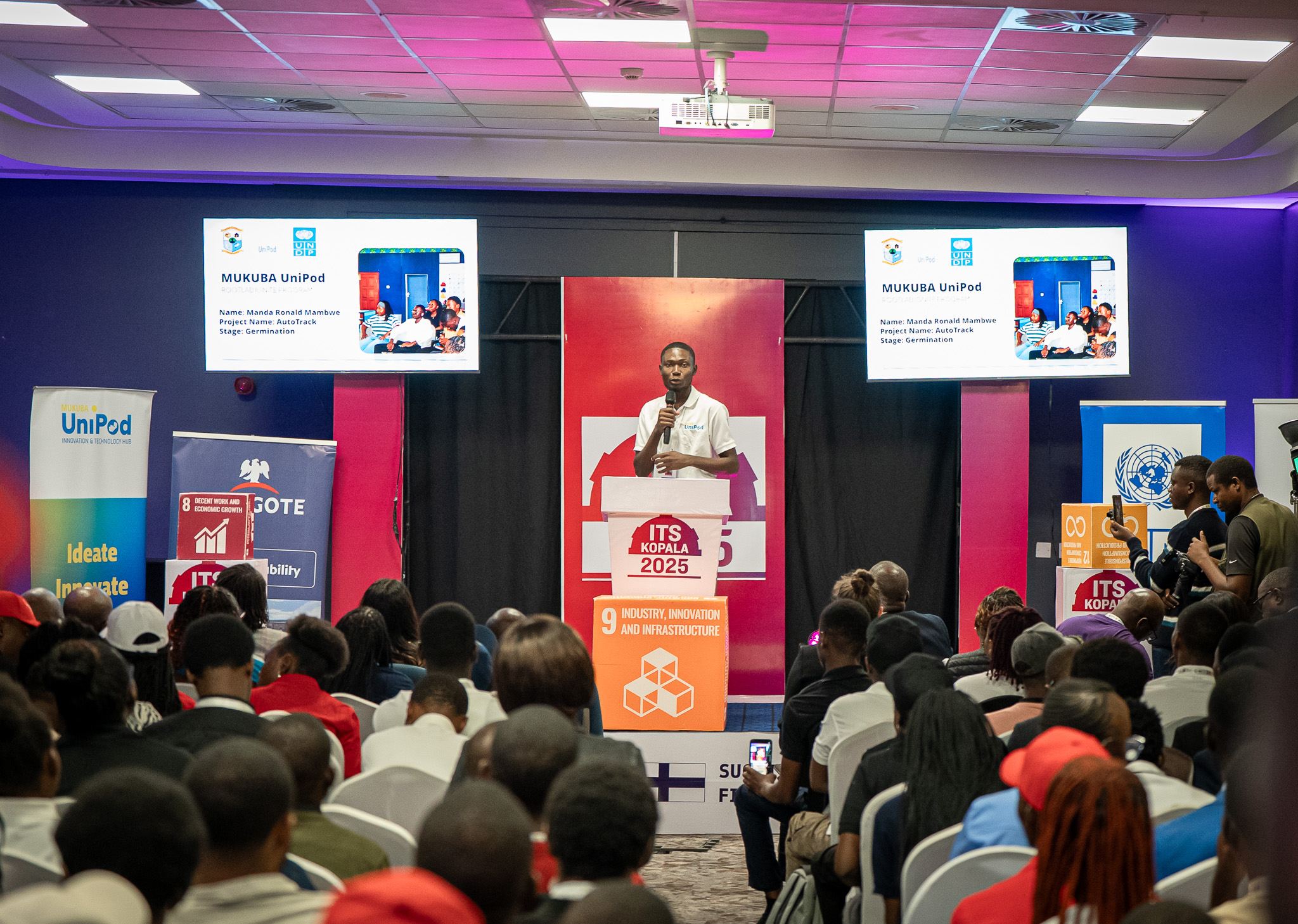 A RootLab Ignite programme participant presents their innovation to Hon ...