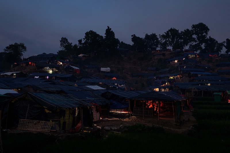 حلول الليل في مخيم أونشيبارانغ. 26 سبتمبر/أيلول 2017 ©أنطونيو فاتشيلونغو