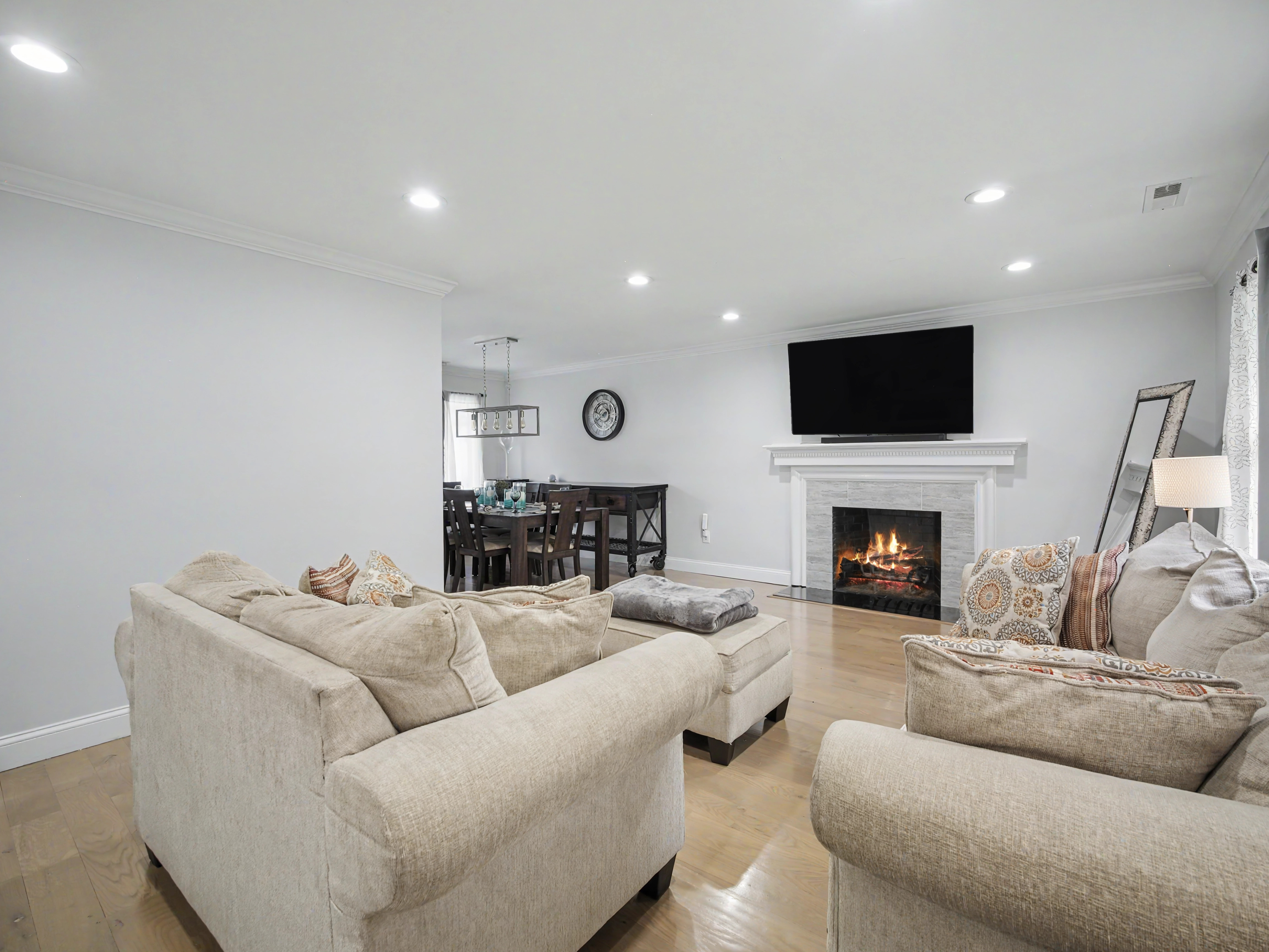 Home in Fairfield, Connecticut, photographed by Ari Lee